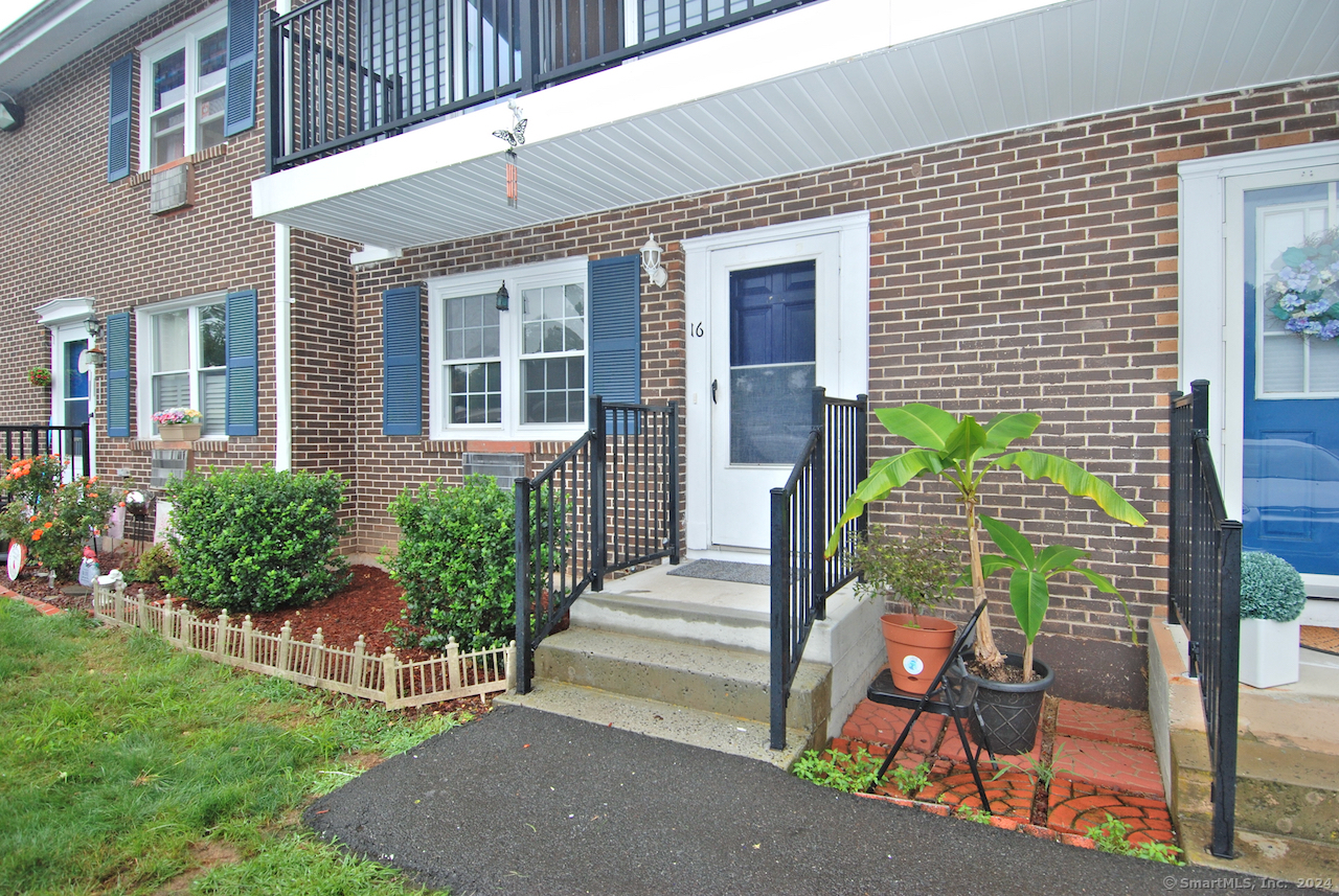 View Cheshire, CT 06410 townhome
