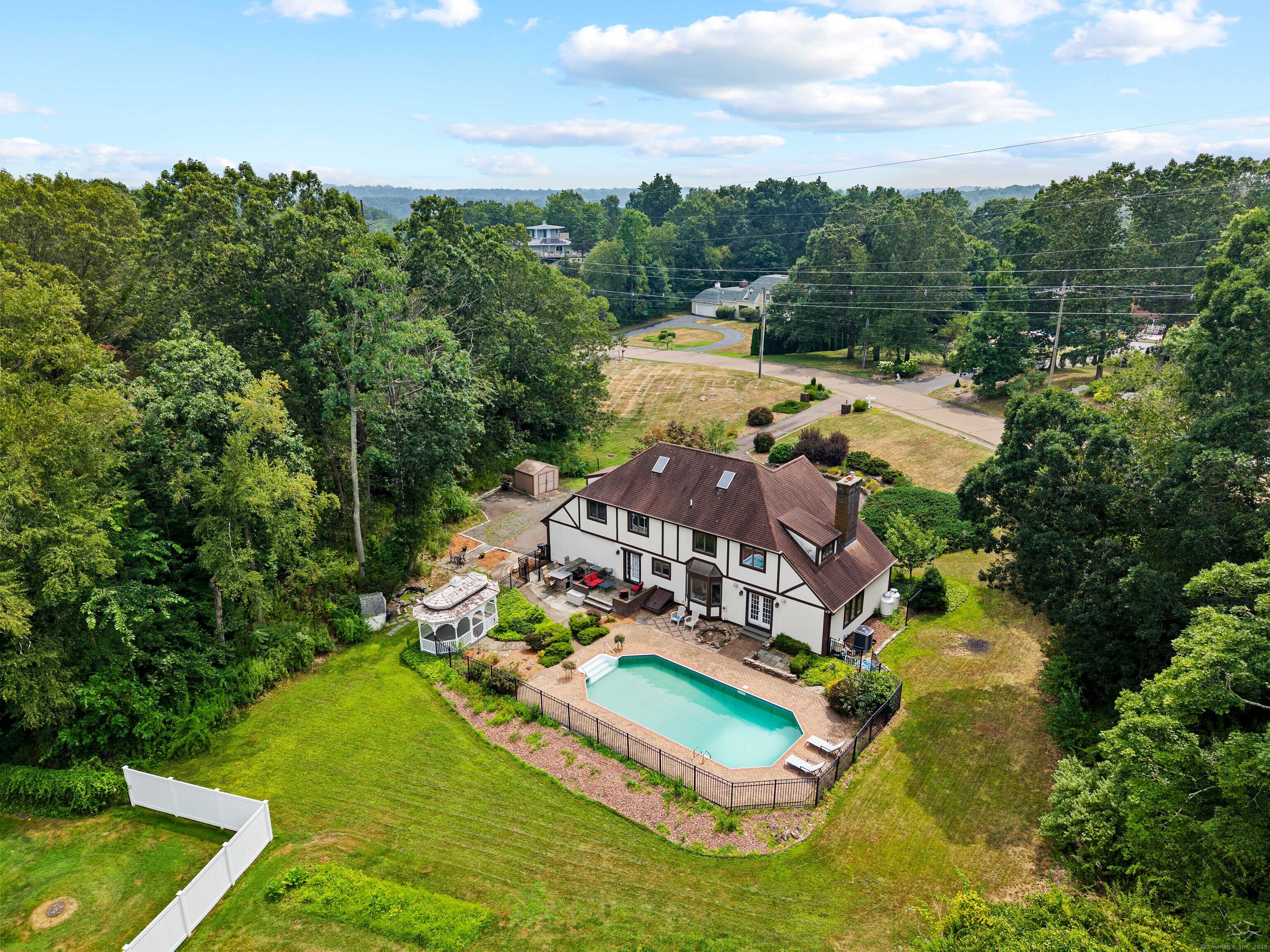 22 Hickory Hill Lane