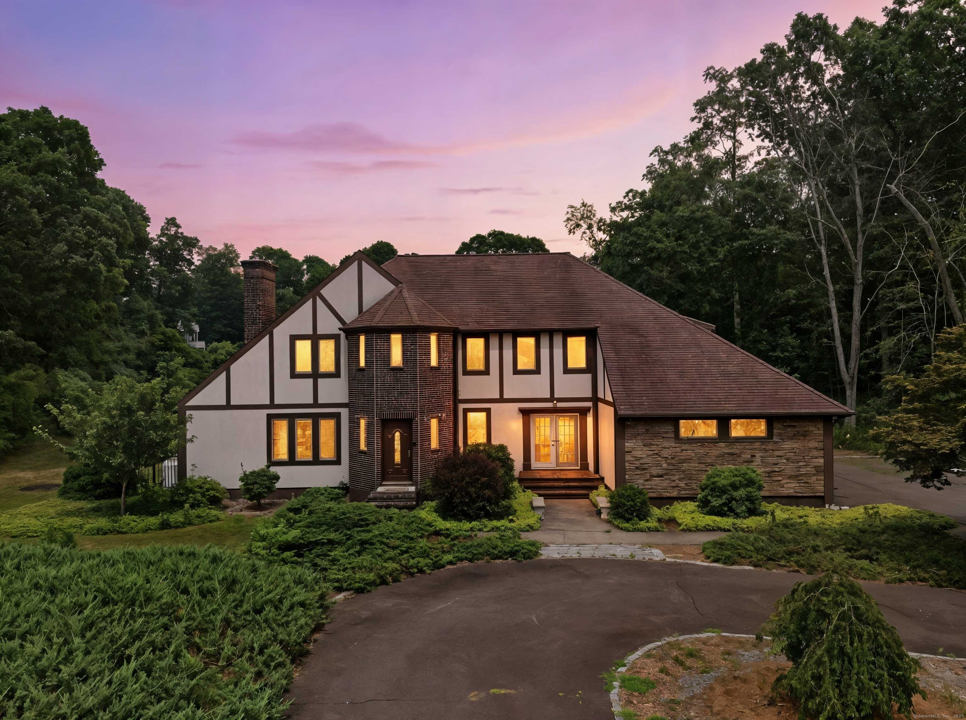 22 Hickory Hill Lane