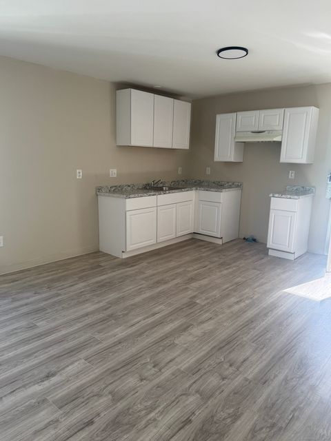 MLS: 24092389