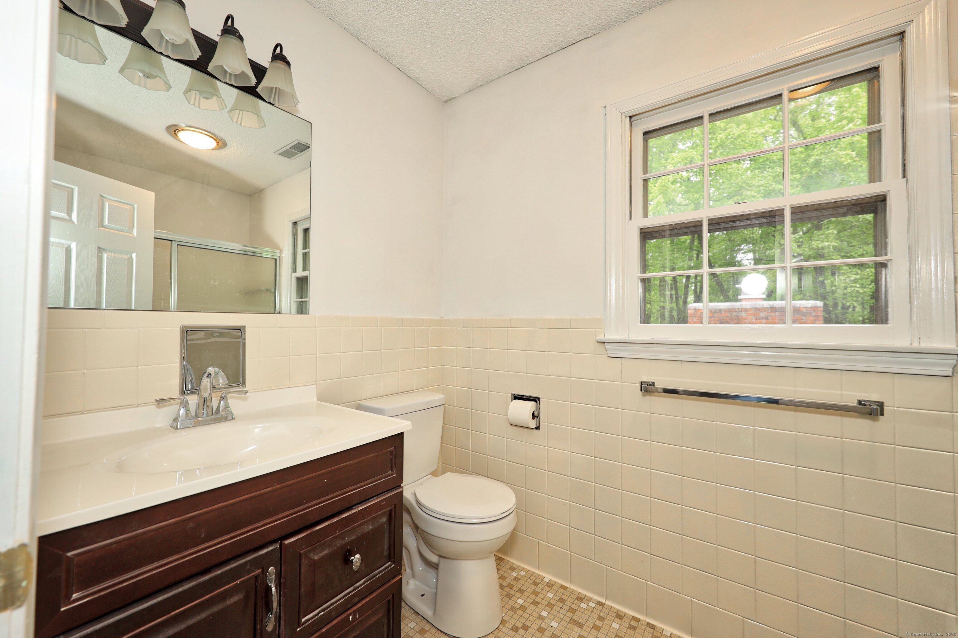 324 Luther Drive, Southbury, Connecticut image 23
