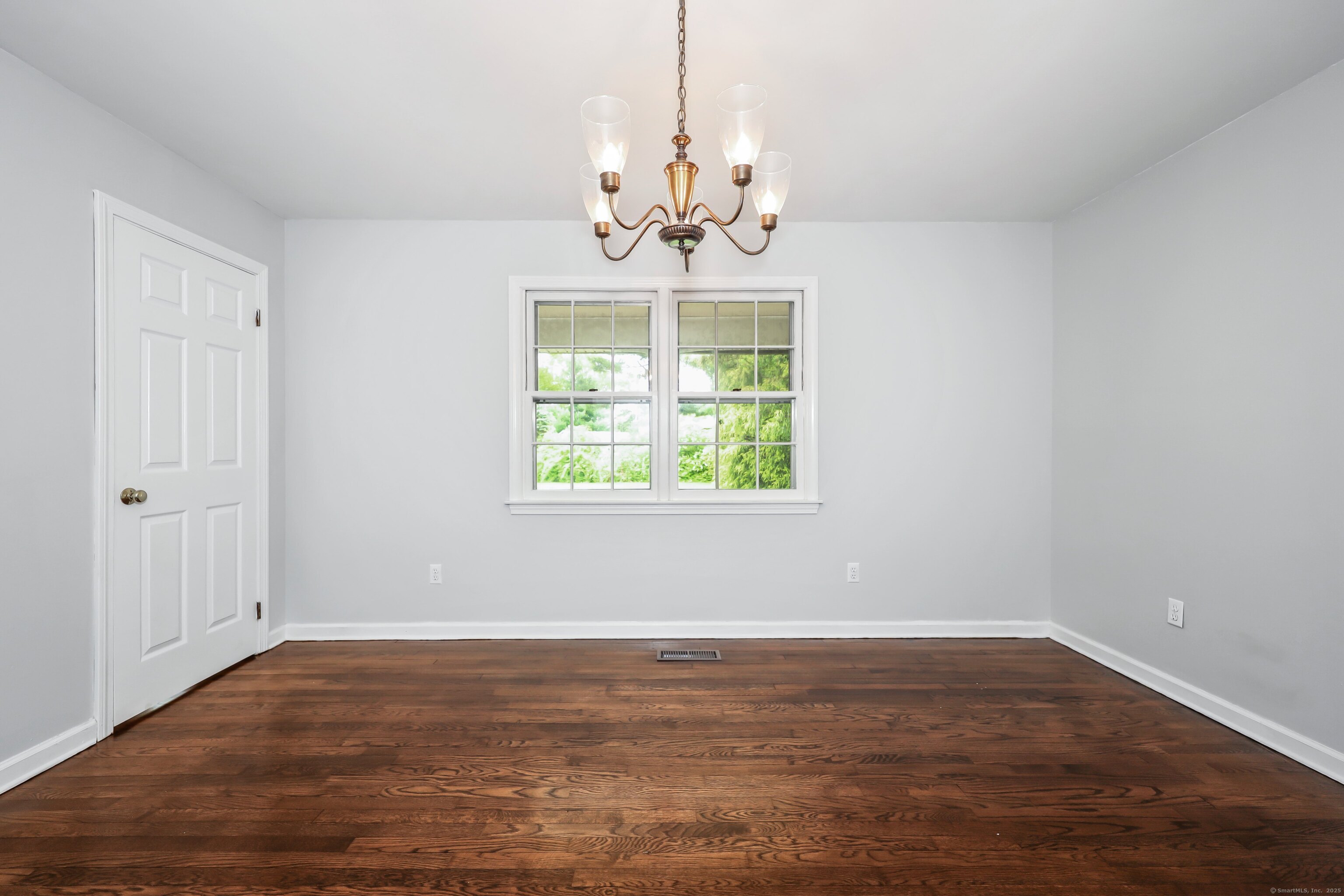 324 Luther Drive, Southbury, Connecticut image 13
