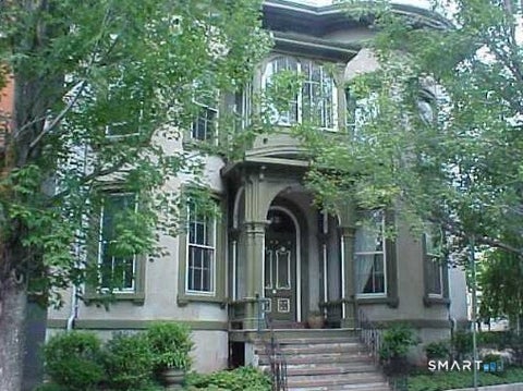 Condo For Sale - 42 Academy Street #6<br/> New Haven, CT 06511