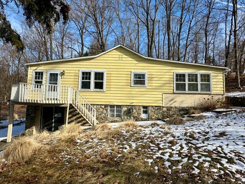 4 Ingleside Road New Fairfield CT 06812