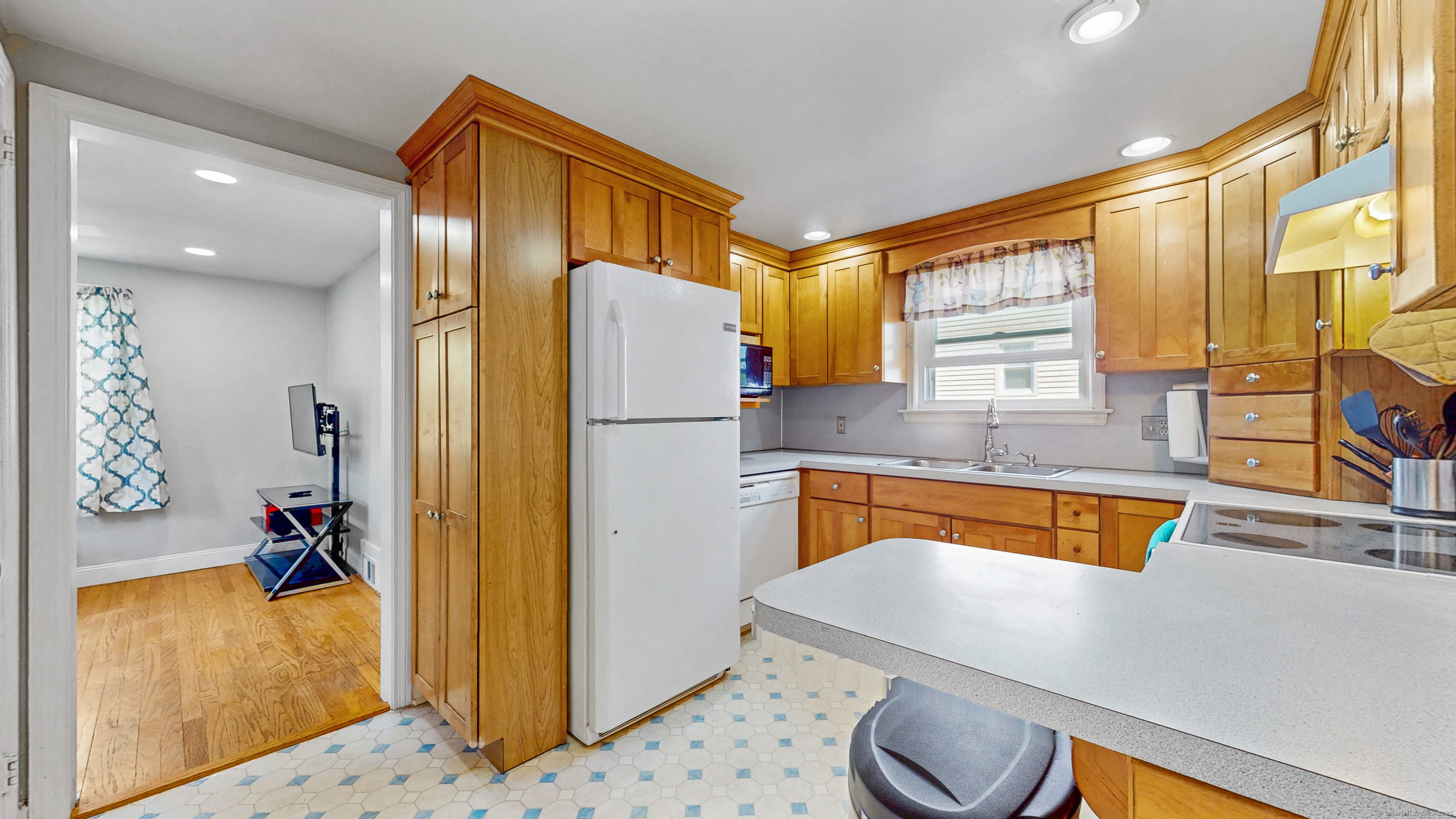 140 Amherst Street, Hartford, Connecticut image 13