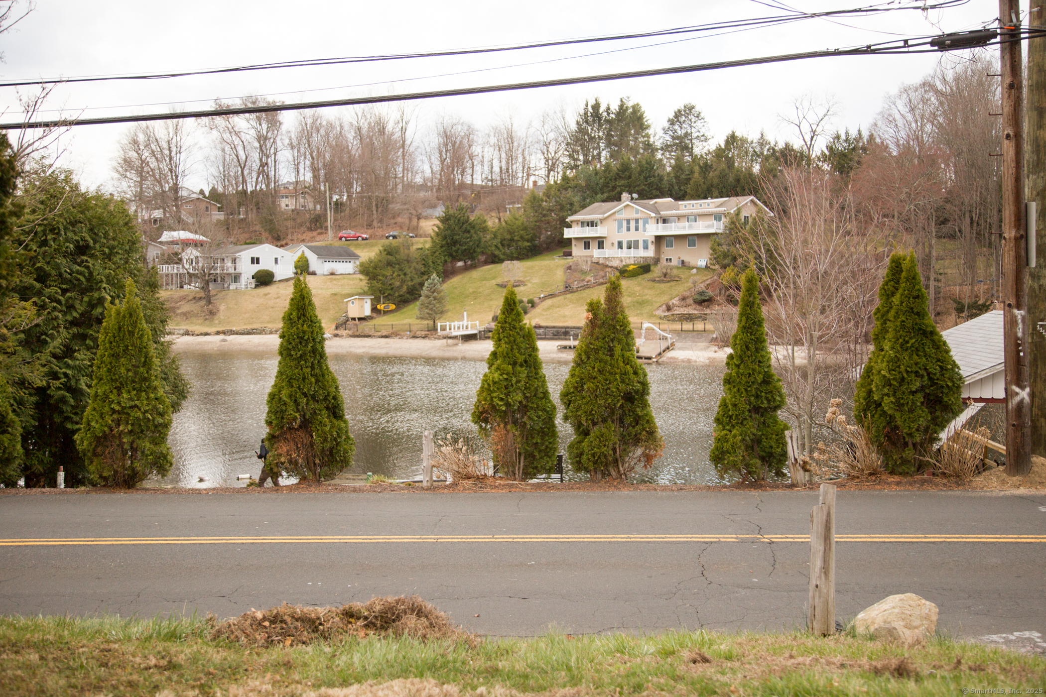 32 Kellogg Street, Brookfield, Connecticut image 2