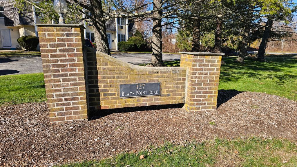 Photo of 127 Black Point Road #APT 7, East Lyme, CT 06357 (MLS # 24141816)