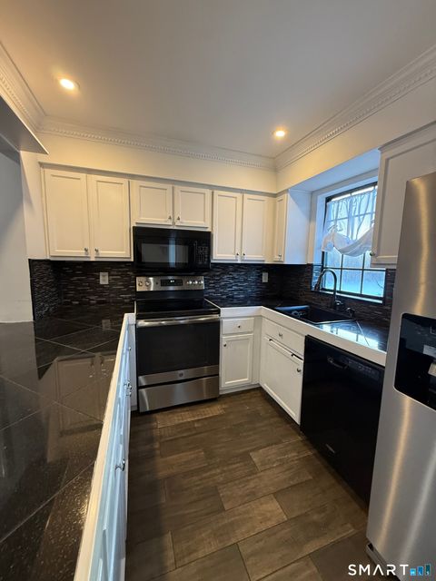 Tiny photo for 111 Aspetuck Village #111, New Milford, CT 06776 (MLS # 24157842)