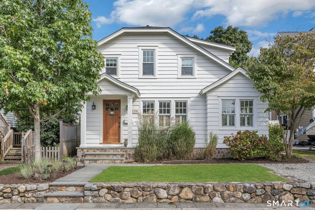Photo of 14 Park Lane, Norwalk, CT 06851 (MLS # 24208807)