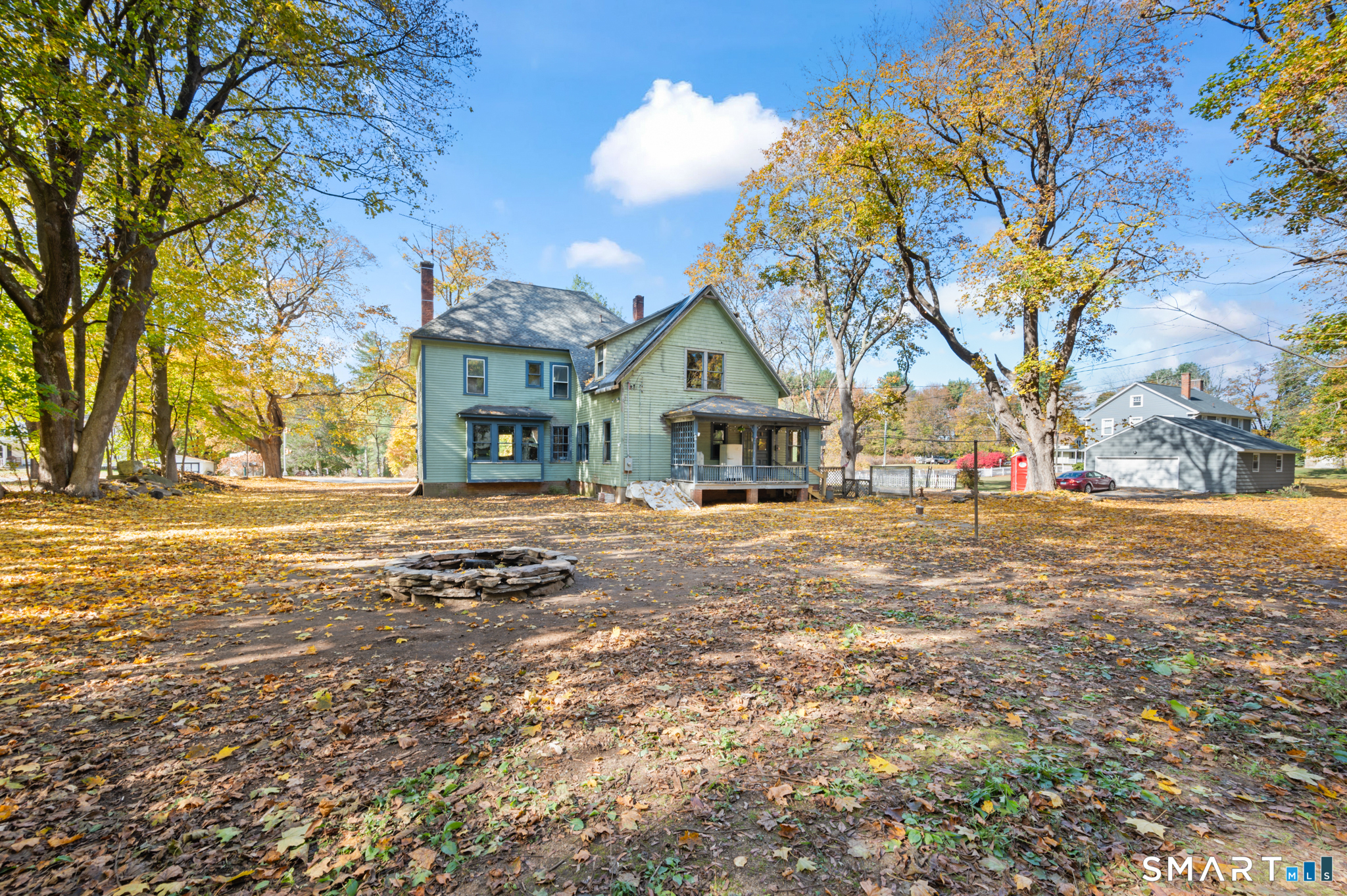 124 River Road