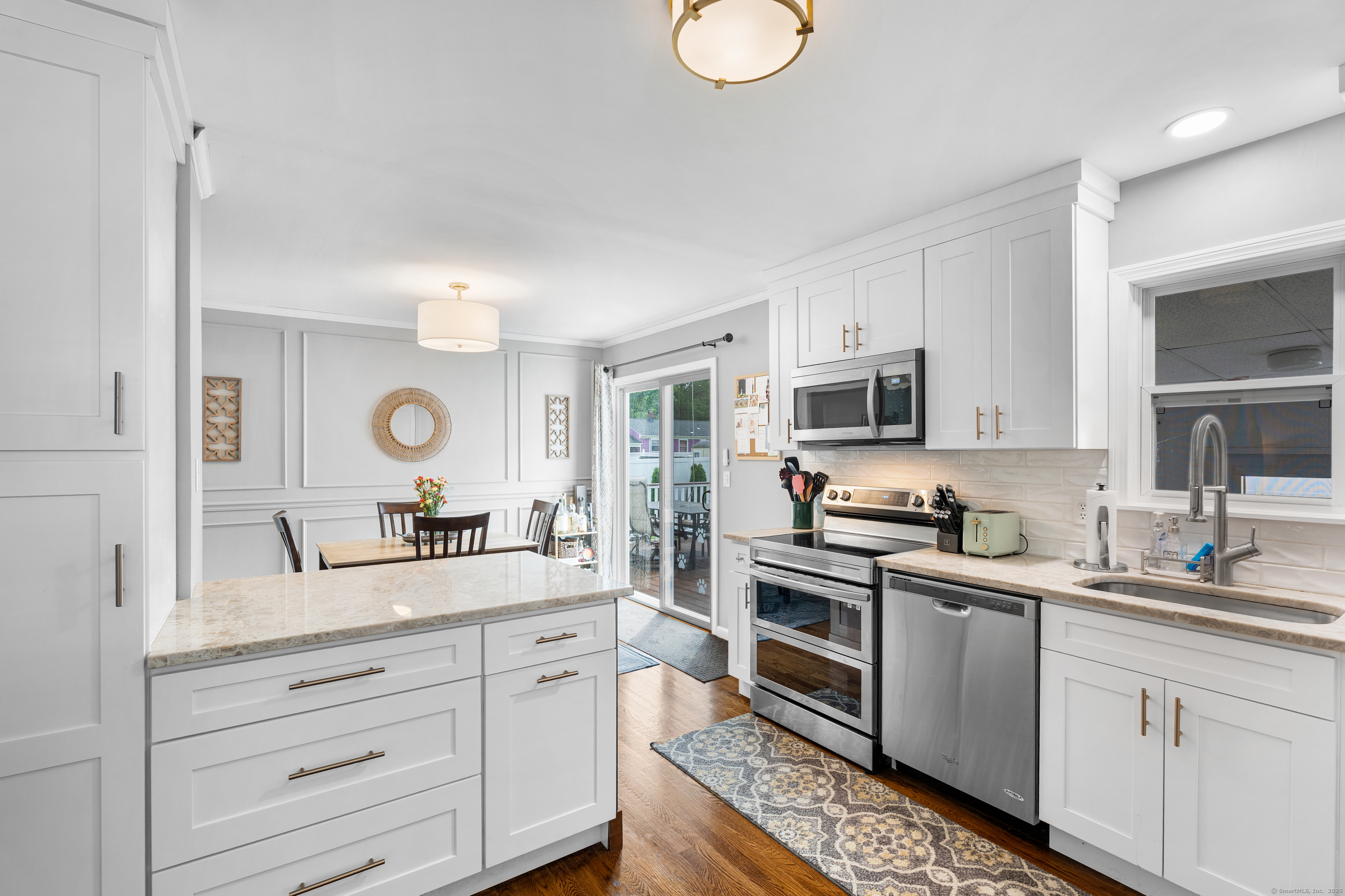 101 Woodvale Road, West Haven, Connecticut image 8
