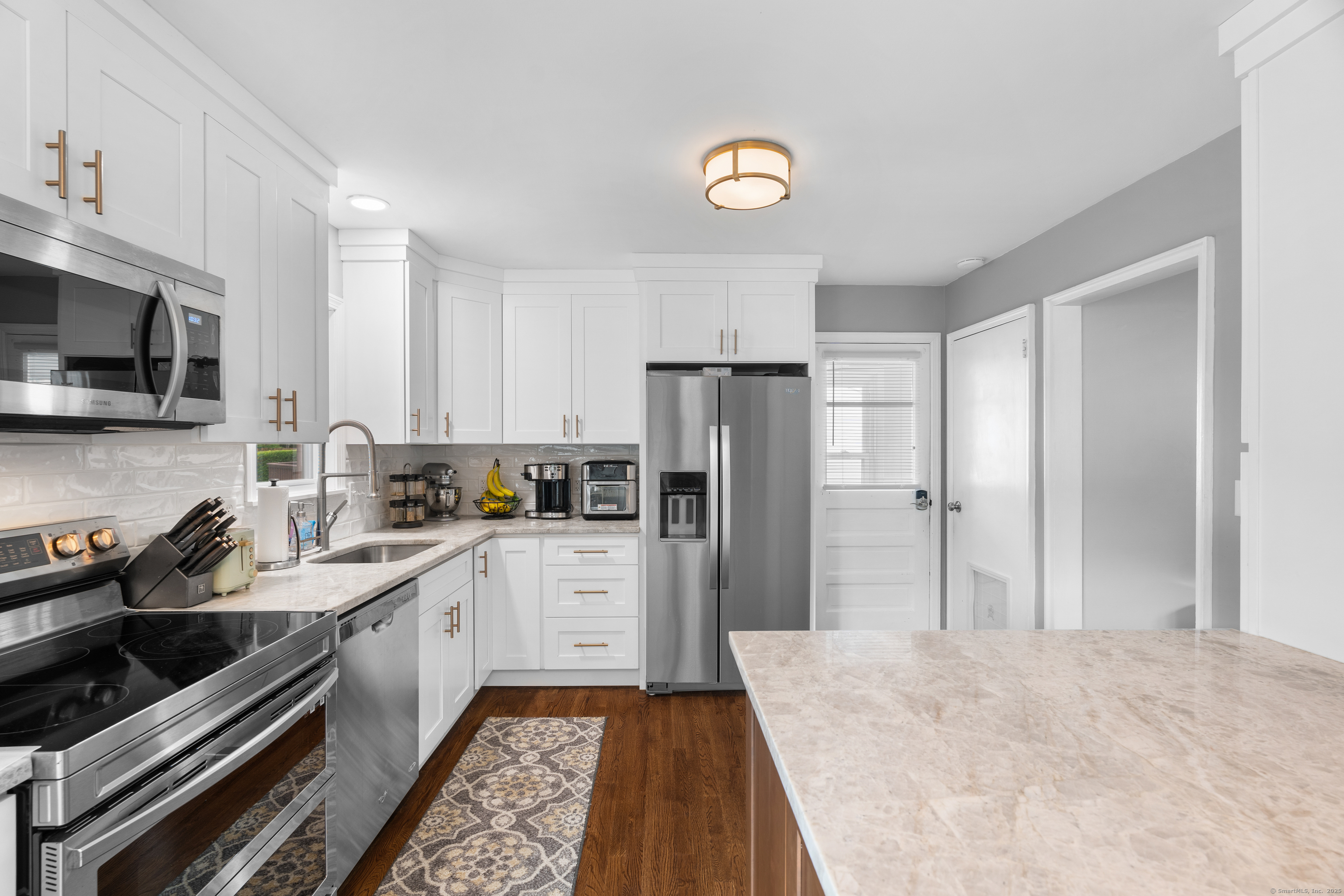 101 Woodvale Road, West Haven, Connecticut image 6