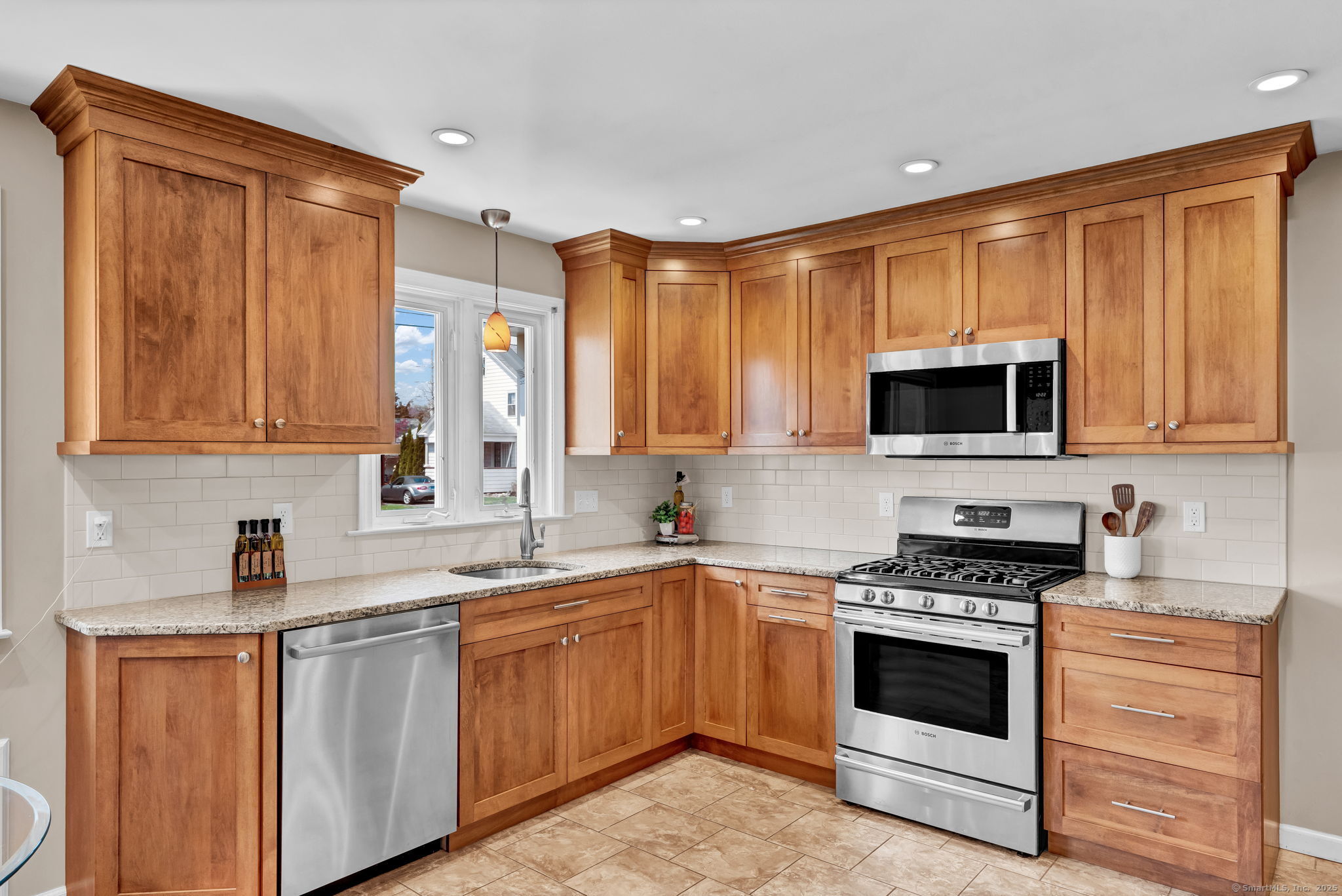 28 Deerfield Road, Wethersfield, Connecticut image 18