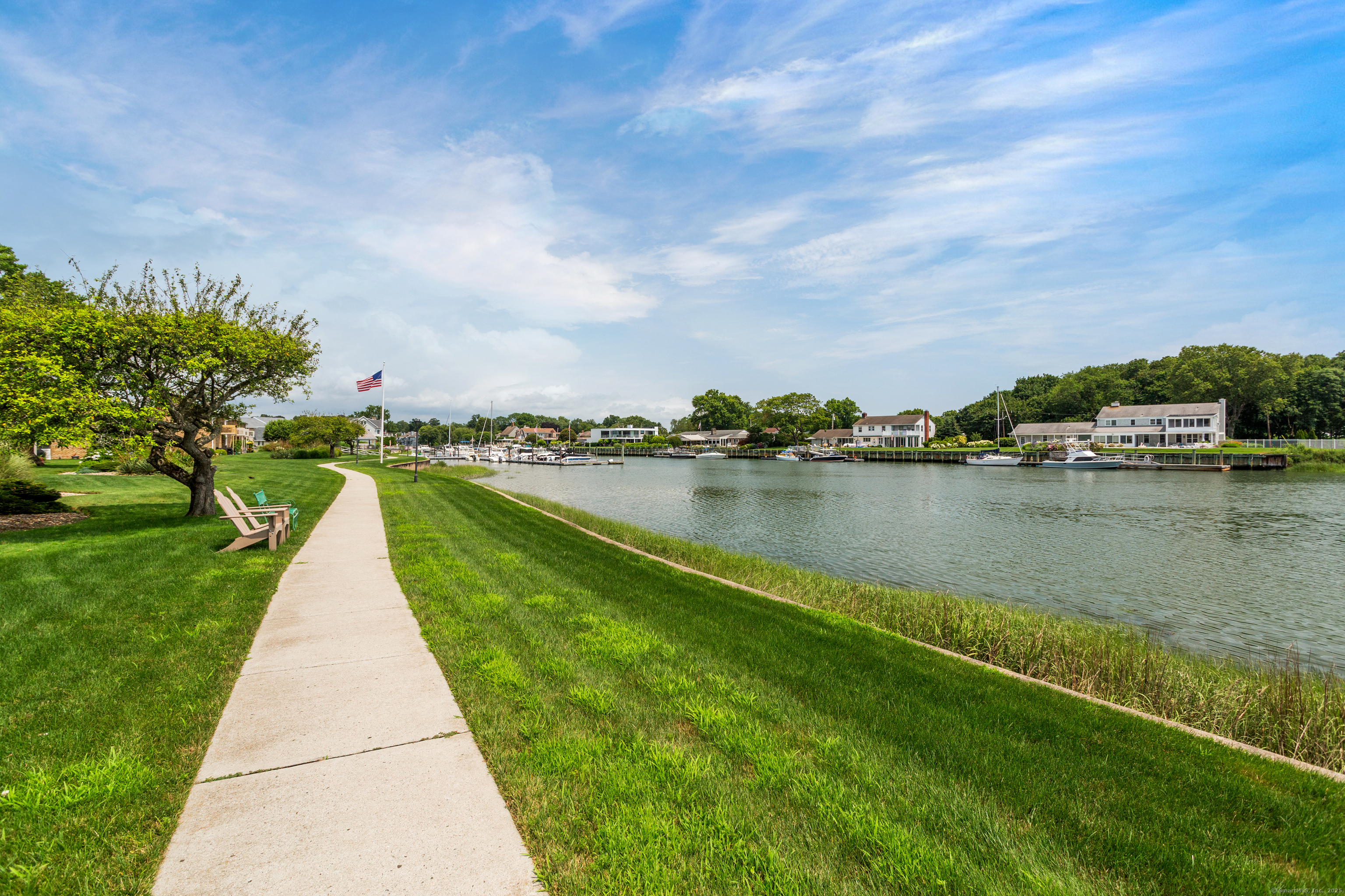 Norwalk, Connecticut 06855, United States, 2 Bedrooms Bedrooms, ,2 BathroomsBathrooms,Residential,Pending,206228