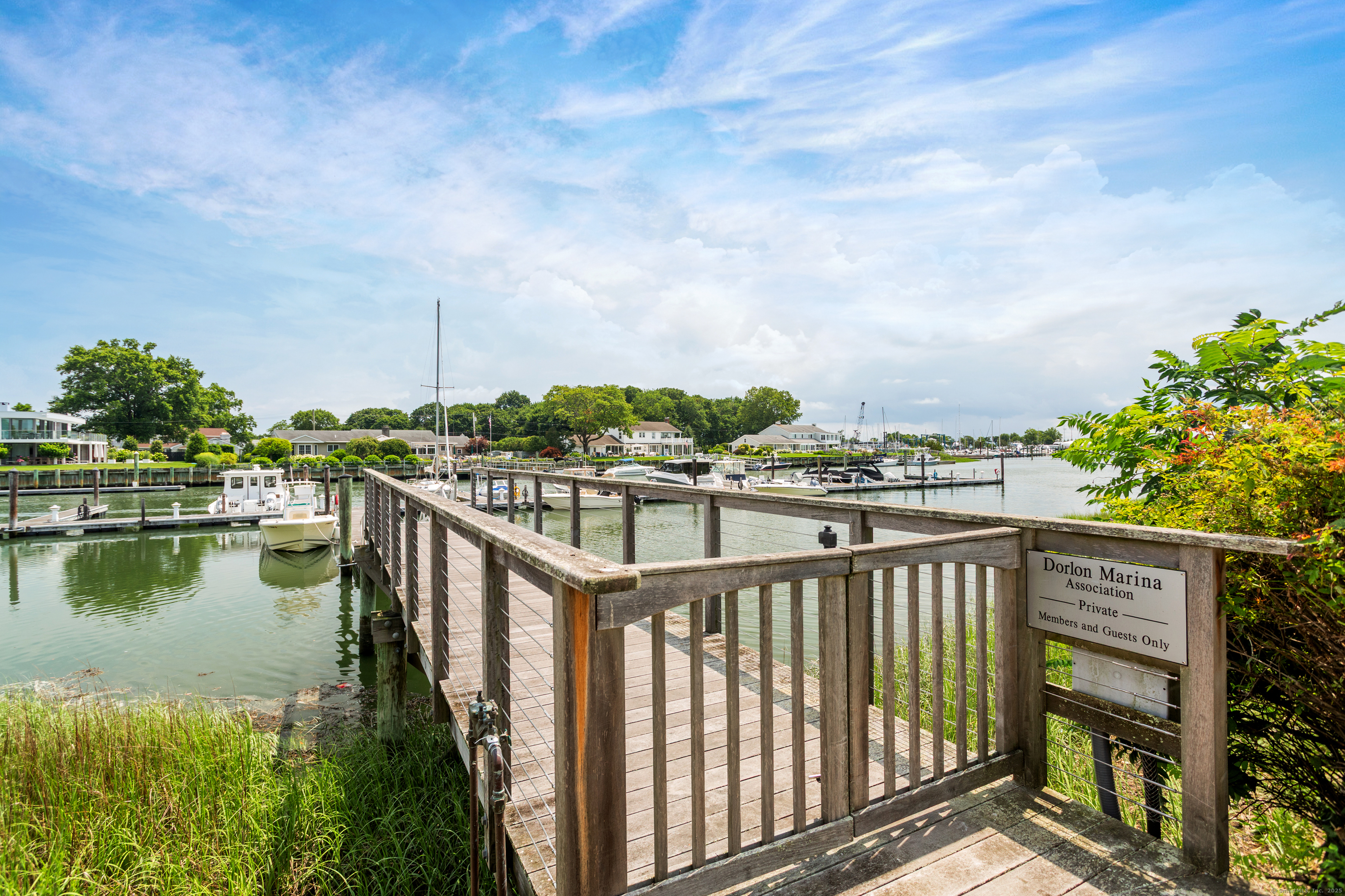 Norwalk, Connecticut 06855, United States, 2 Bedrooms Bedrooms, ,2 BathroomsBathrooms,Residential,Pending,206228