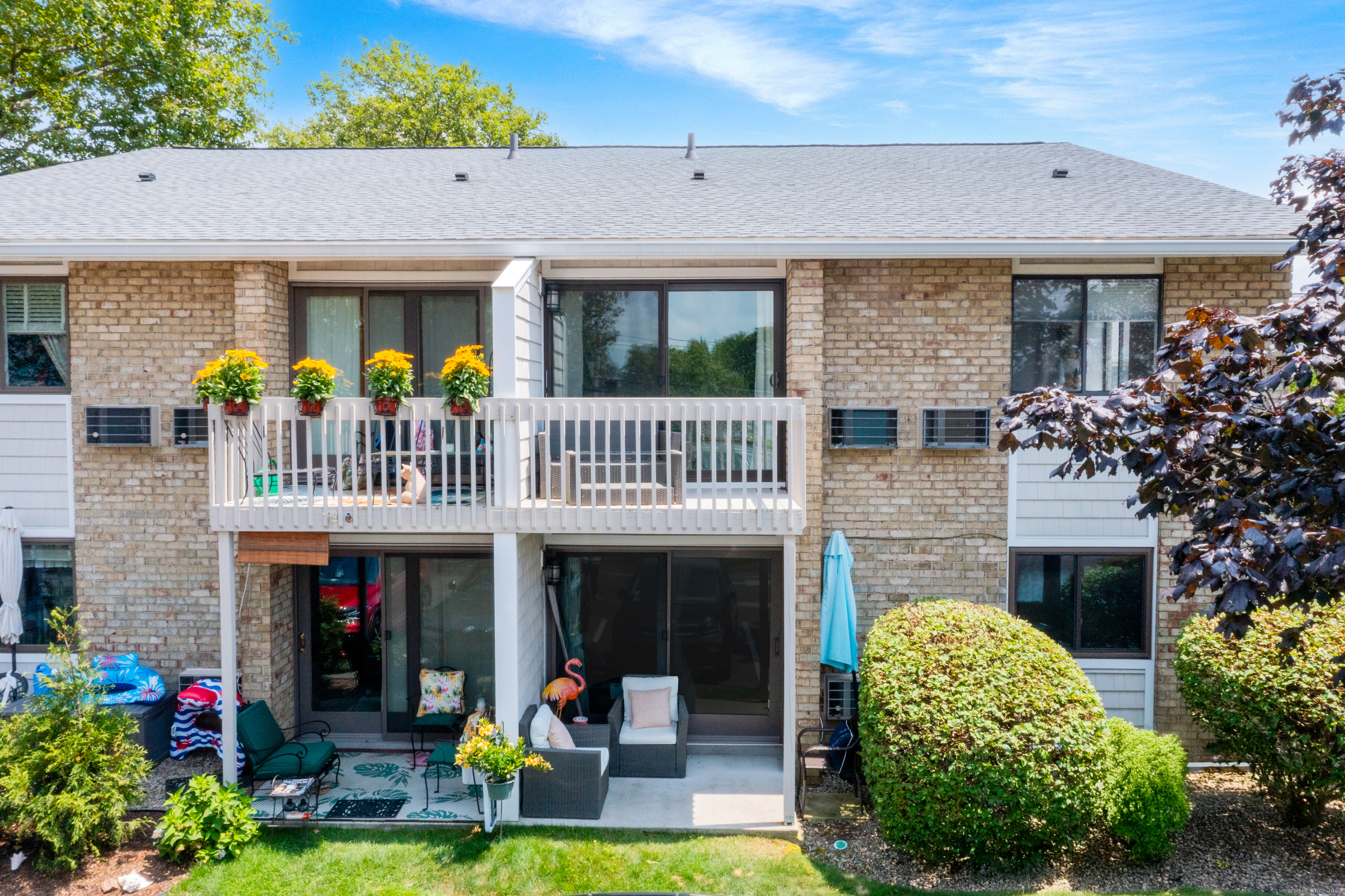 Norwalk, Connecticut 06855, United States, 2 Bedrooms Bedrooms, ,2 BathroomsBathrooms,Residential,Pending,206228