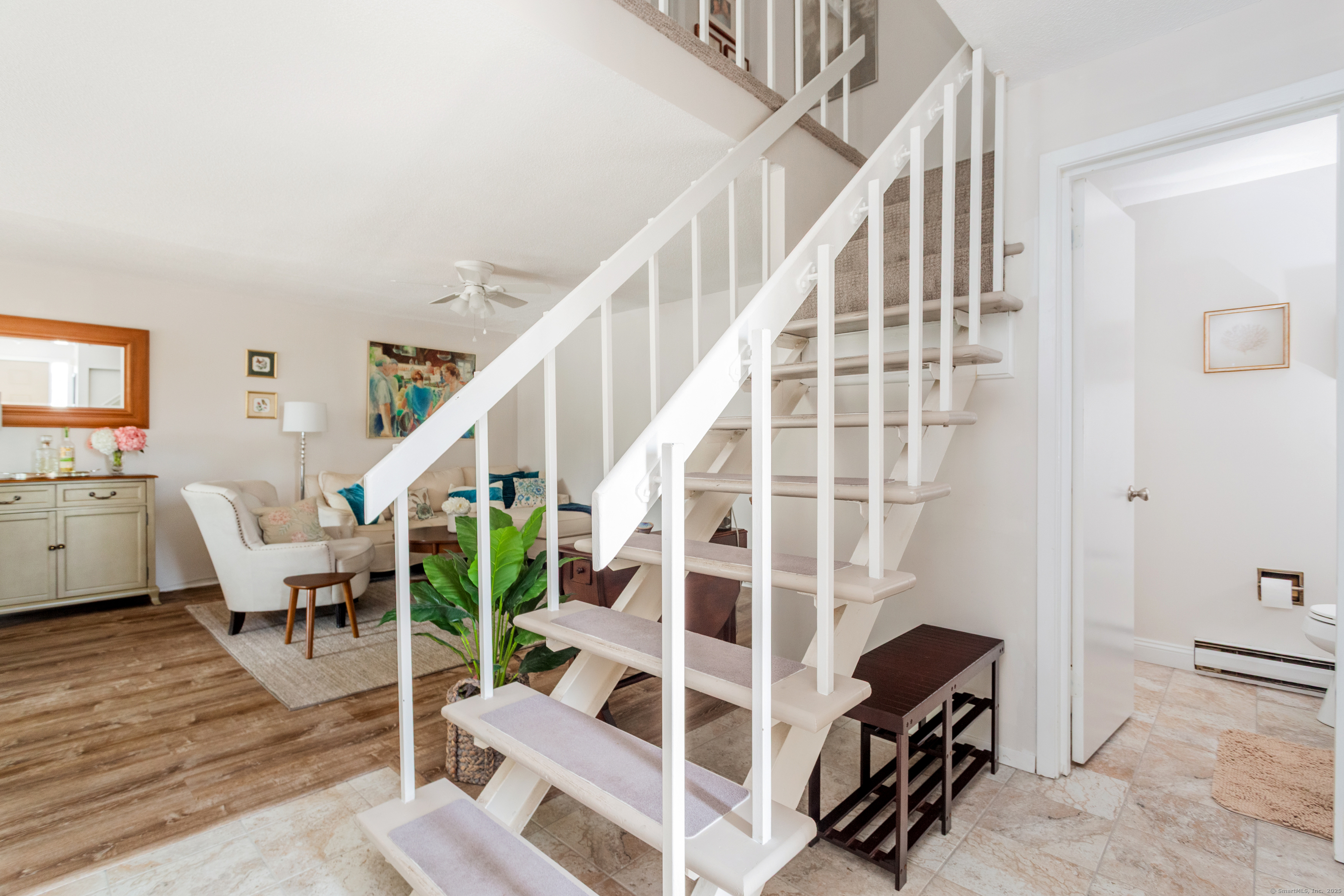 Norwalk, Connecticut 06855, United States, 2 Bedrooms Bedrooms, ,2 BathroomsBathrooms,Residential,Pending,206228