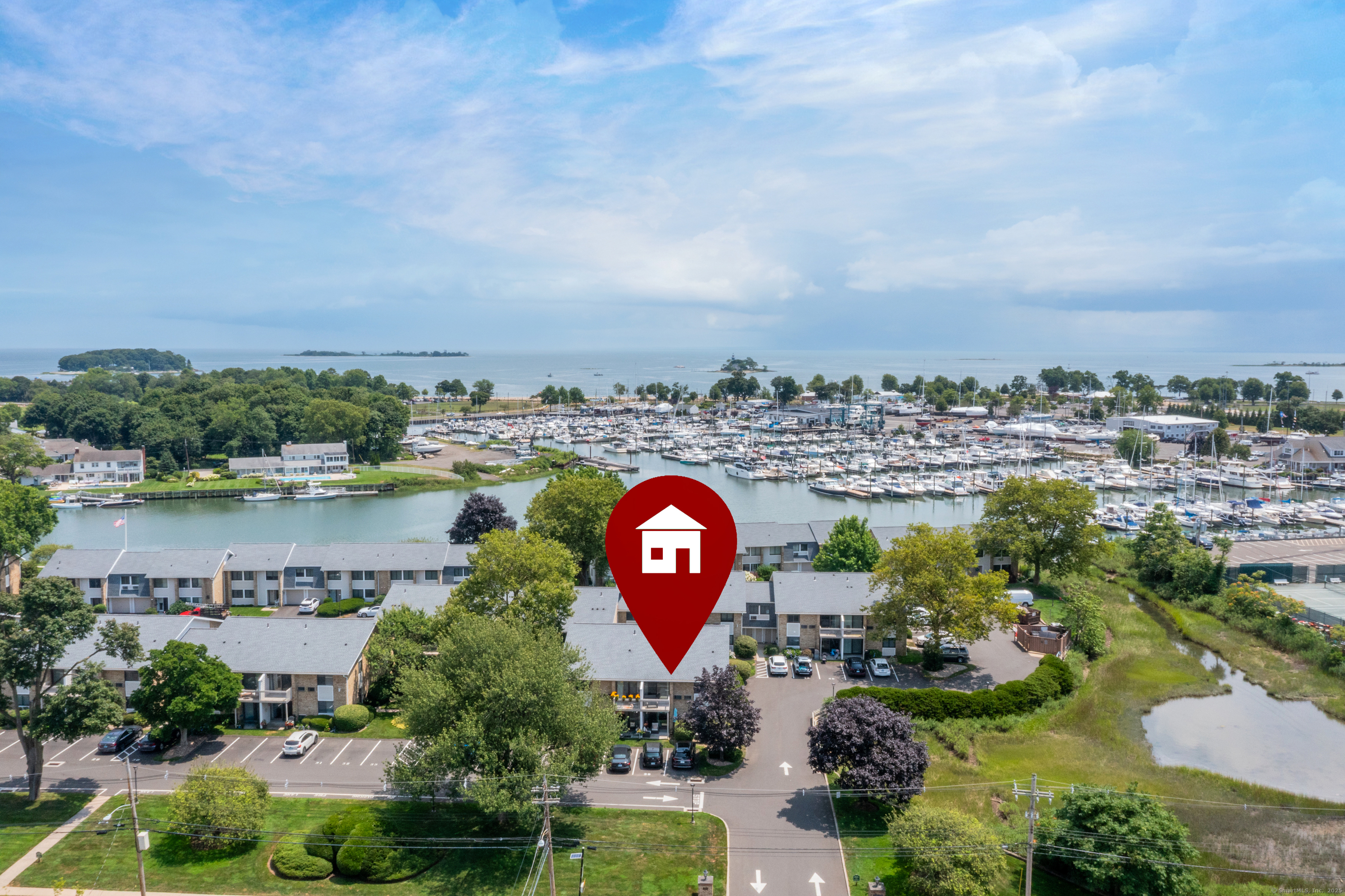 Norwalk, Connecticut 06855, United States, 2 Bedrooms Bedrooms, ,2 BathroomsBathrooms,Residential,Pending,206228