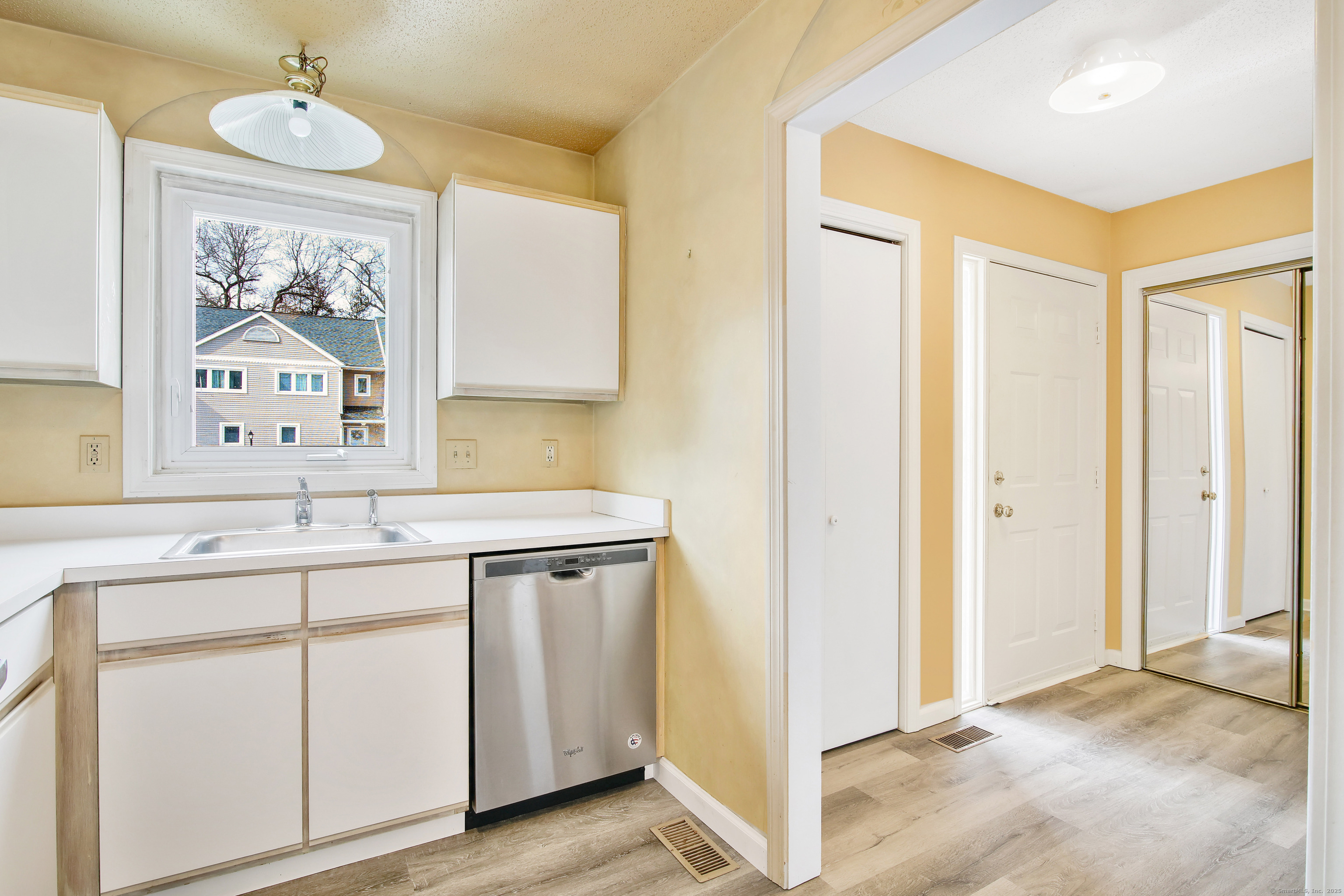 107 Oak Ridge Drive #107, Windsor Locks, Connecticut image 10