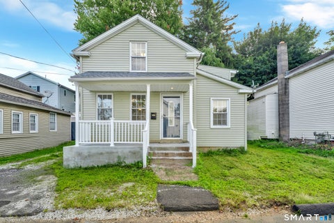 Photo of 6 Hillside Court, Middletown, CT 06457 (MLS # 24206413)