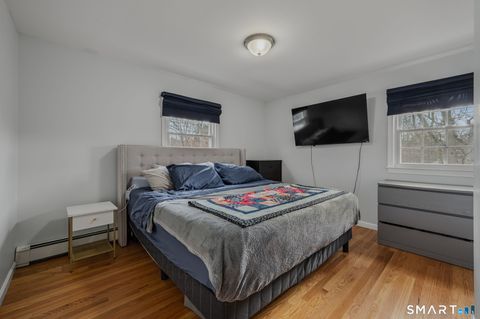 Tiny photo for 2 N Cobblers Court, East Lyme, CT 06357 (MLS # 24148303)