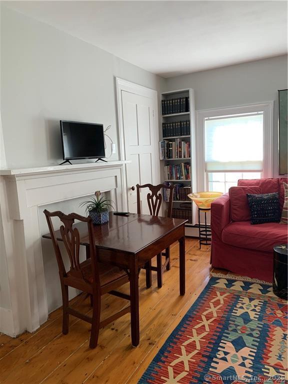 Stonington, Connecticut 06378, United States, 2 Bedrooms Bedrooms, ,2 BathroomsBathrooms,Residential,Active,10328