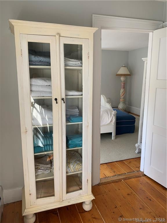 Stonington, Connecticut 06378, United States, 2 Bedrooms Bedrooms, ,2 BathroomsBathrooms,Residential,Active,10328