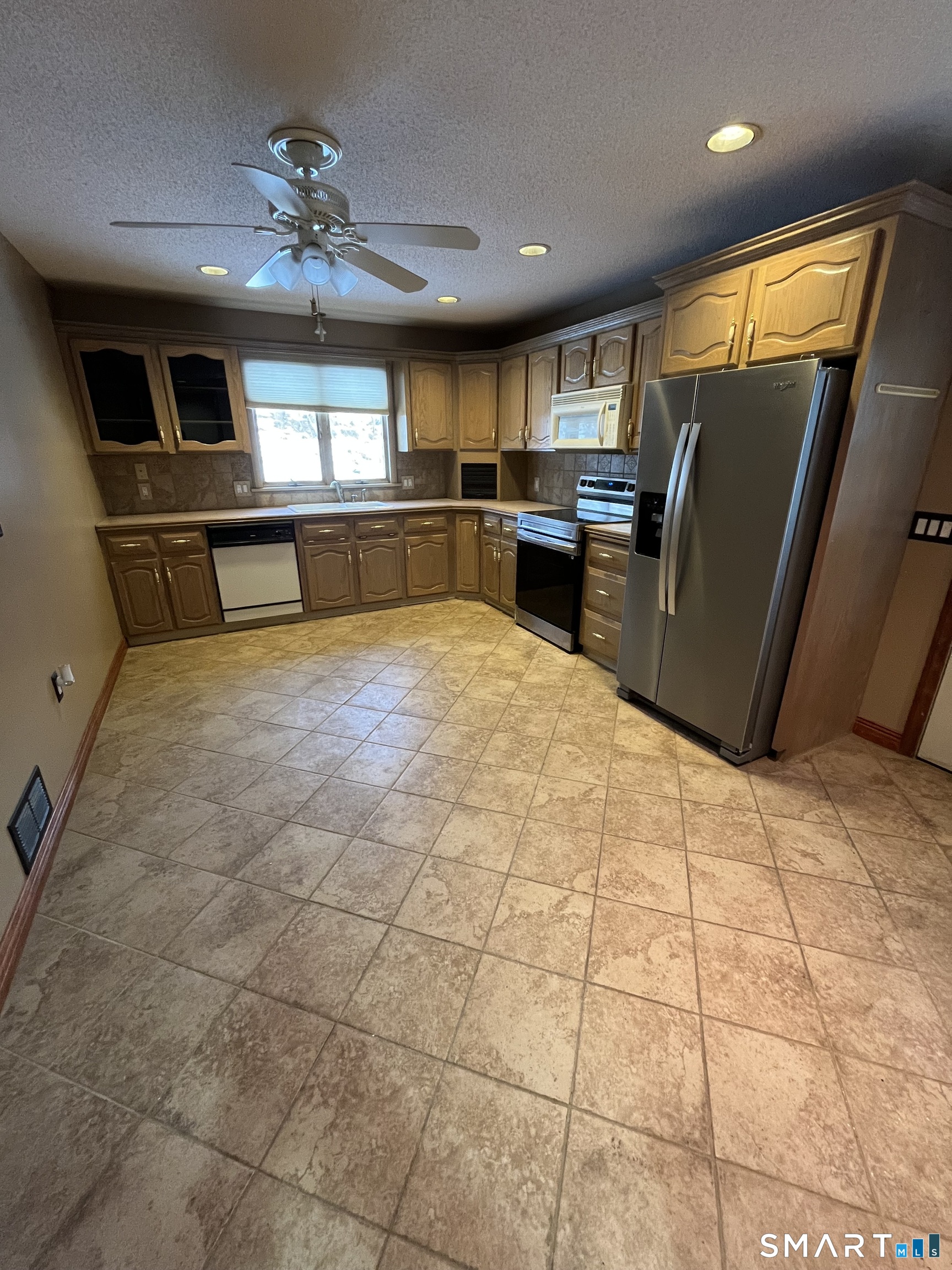 1385 Highland Avenue 20A