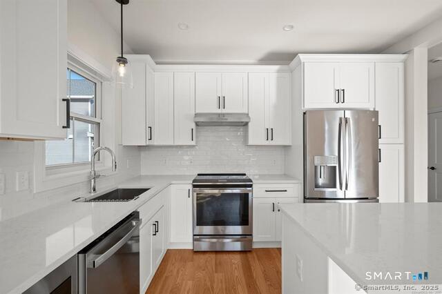 16 Fieldstone Court 16