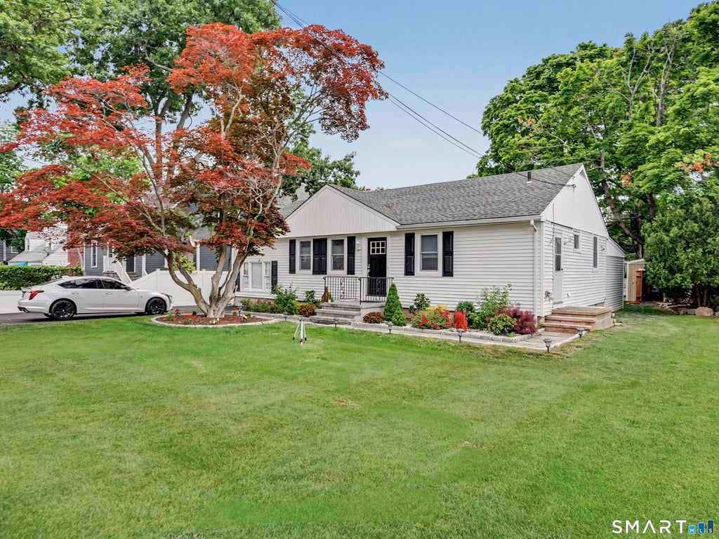 Photo of 342 Weed Avenue, Stamford, CT 06902 (MLS # 24185933)