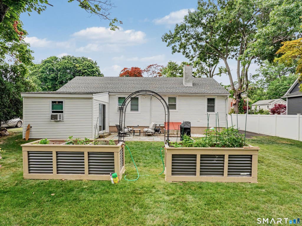 Photo of 342 Weed Avenue, Stamford, CT 06902 (MLS # 24185933)