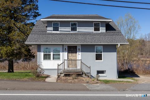Photo of 135 Middlesex Avenue, Chester, CT 06412 (MLS # 24169301)