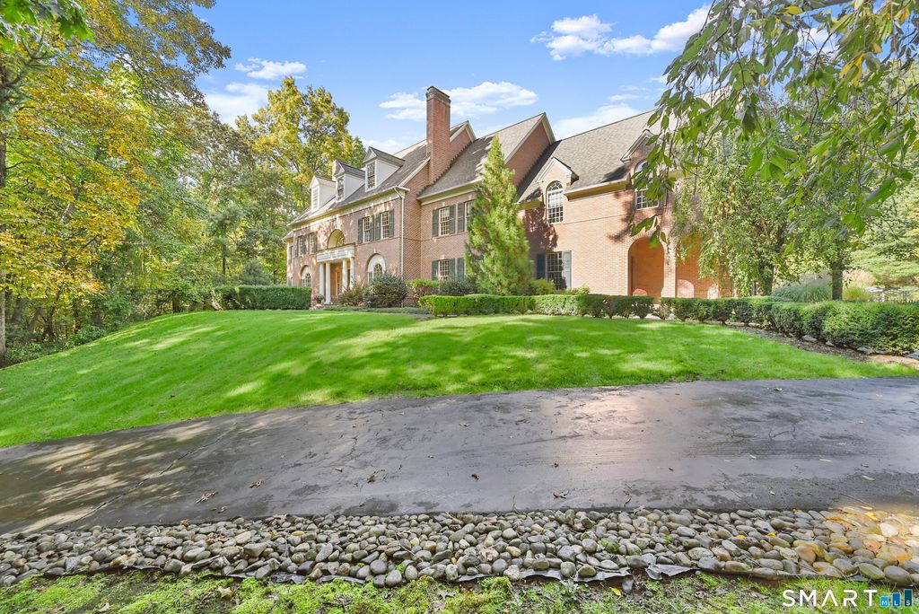 Photo of 59 Lord Davis Lane, Avon, CT 06001 (MLS # 24159051)