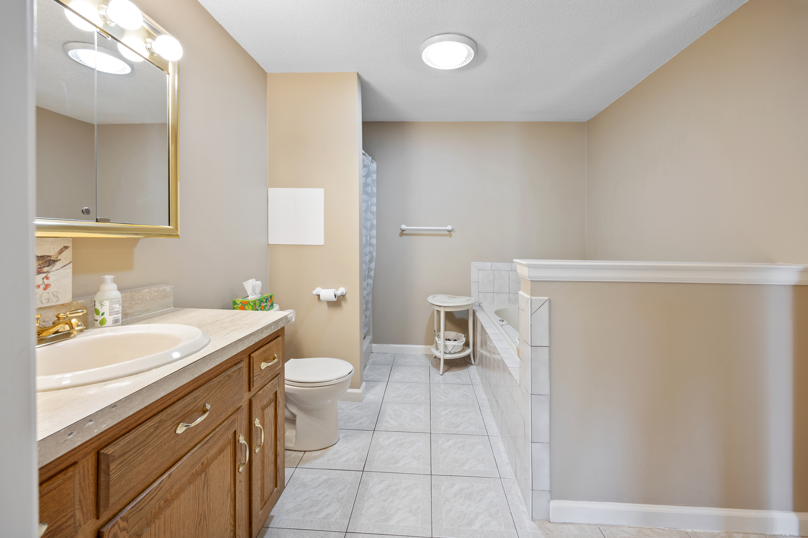 697 S End Road #24, Southington, Connecticut image 12