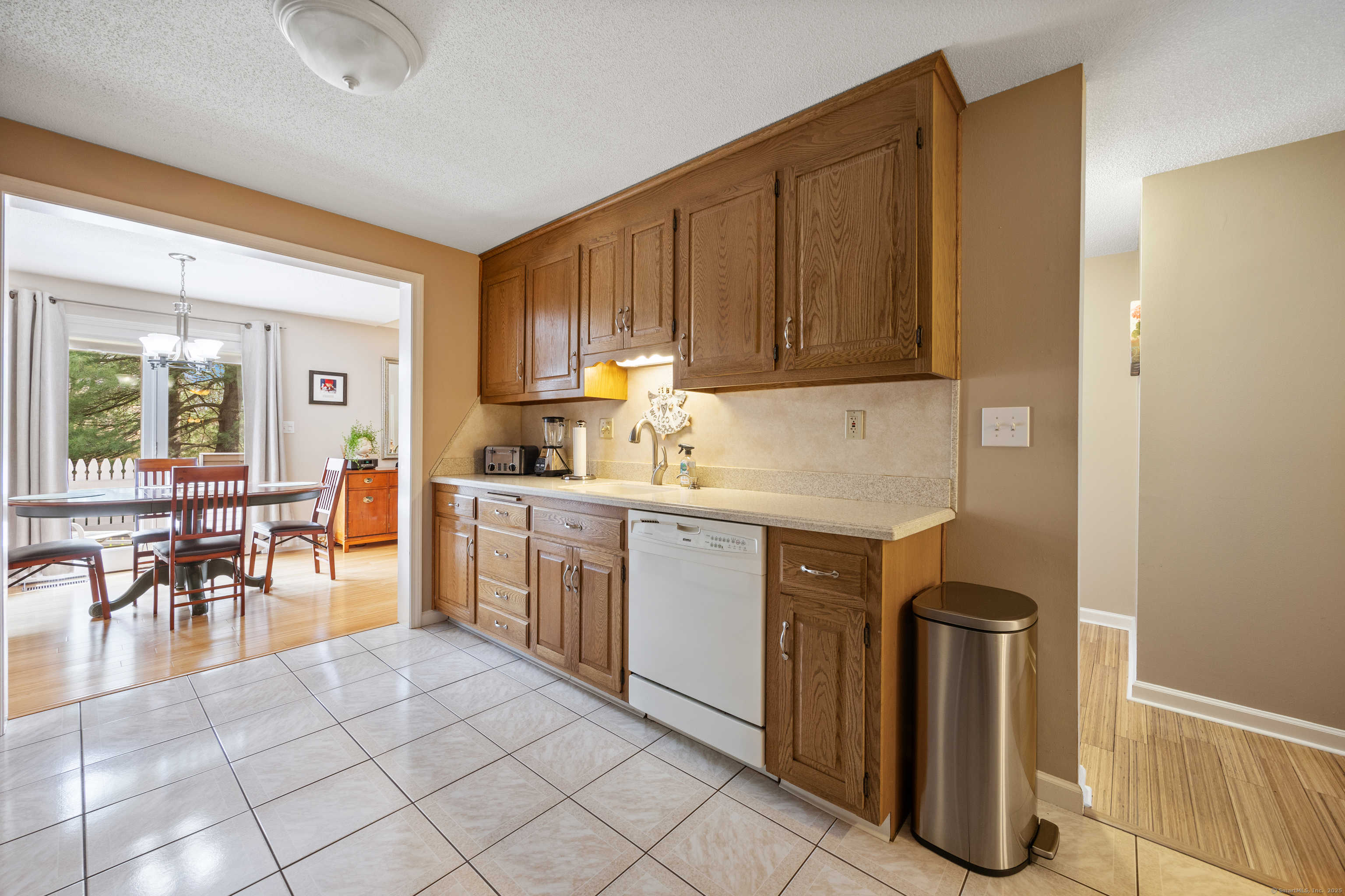 697 S End Road #24, Southington, Connecticut image 10