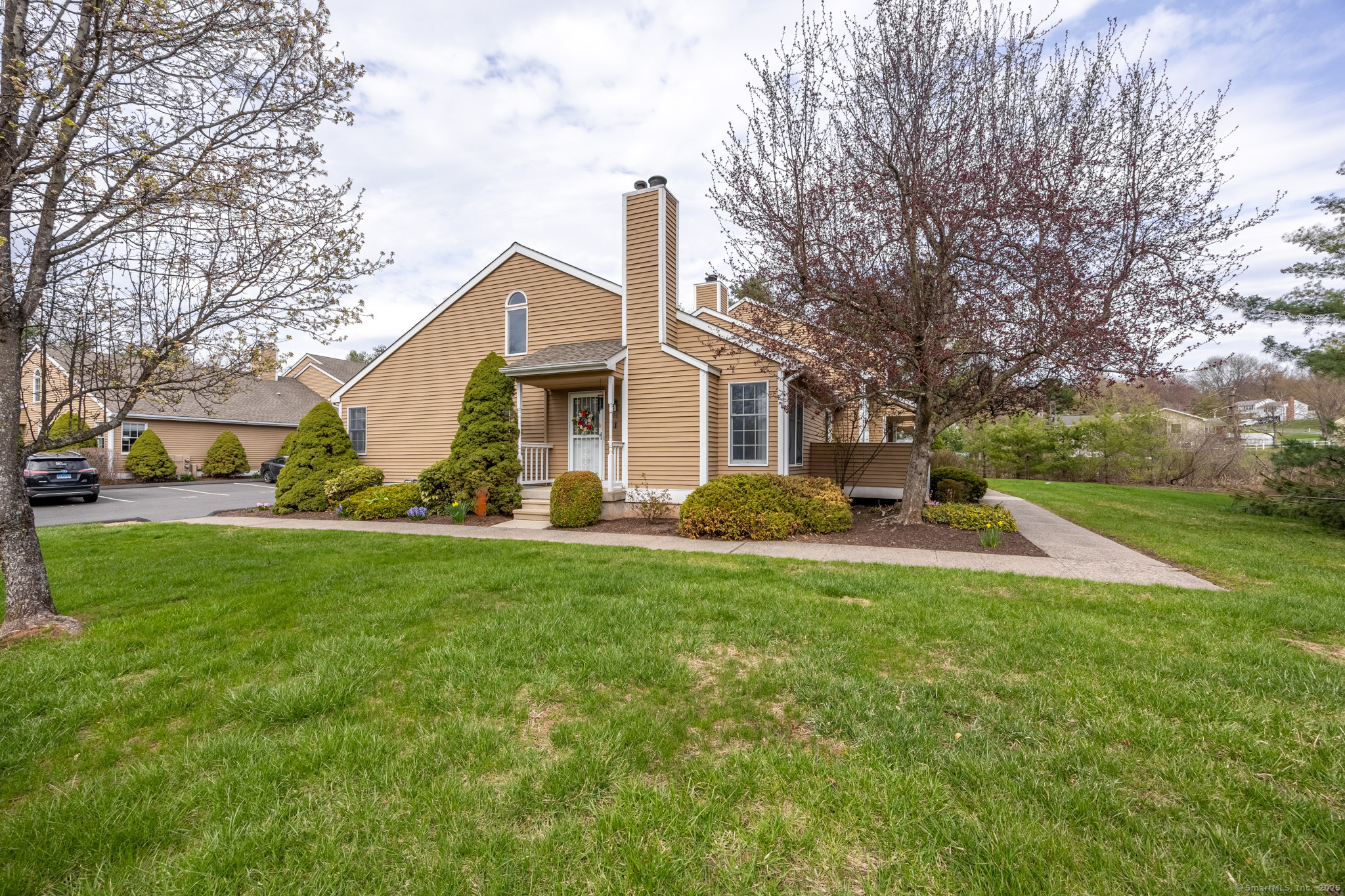 697 S End Road #24, Southington, Connecticut image 33