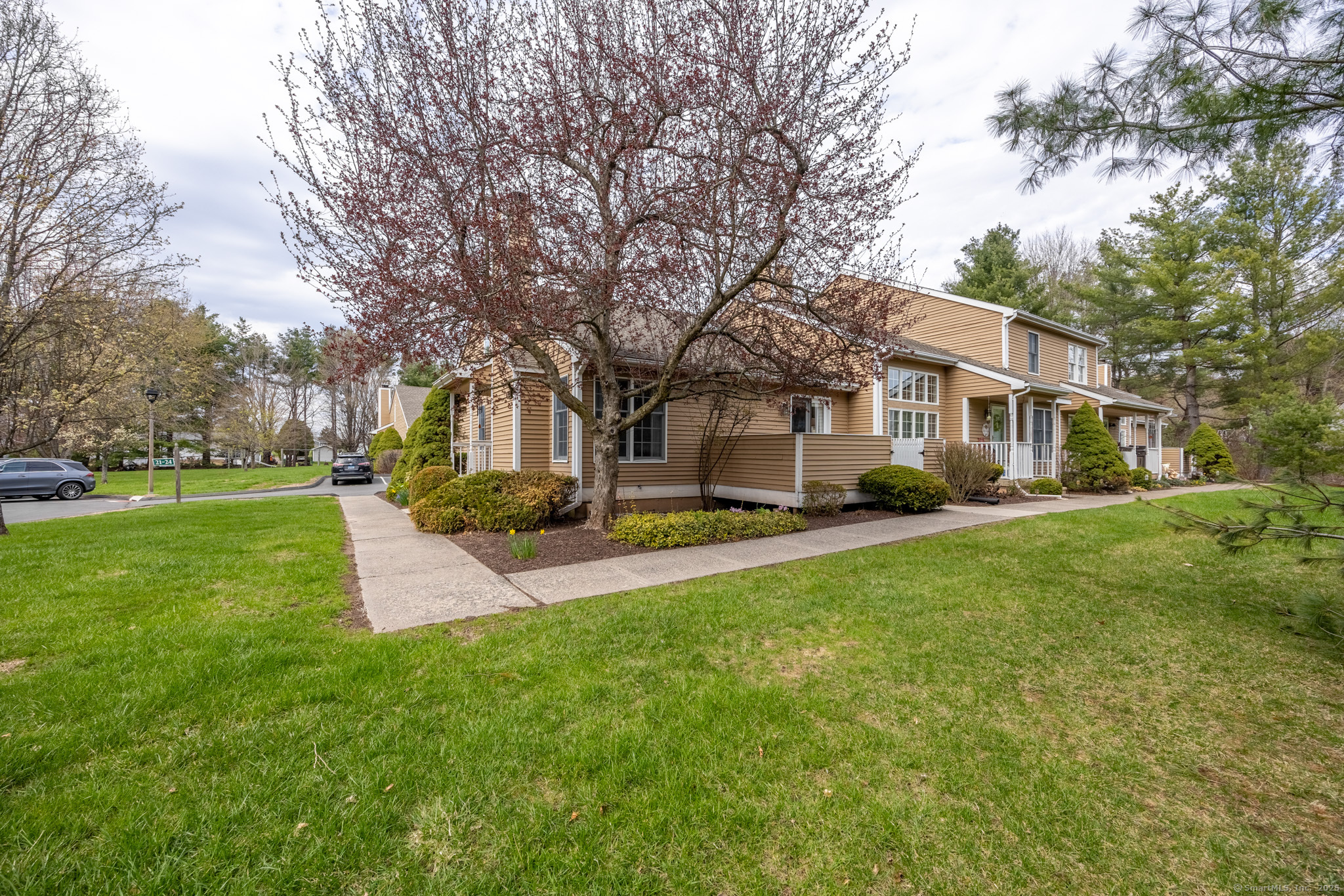697 S End Road #24, Southington, Connecticut image 34