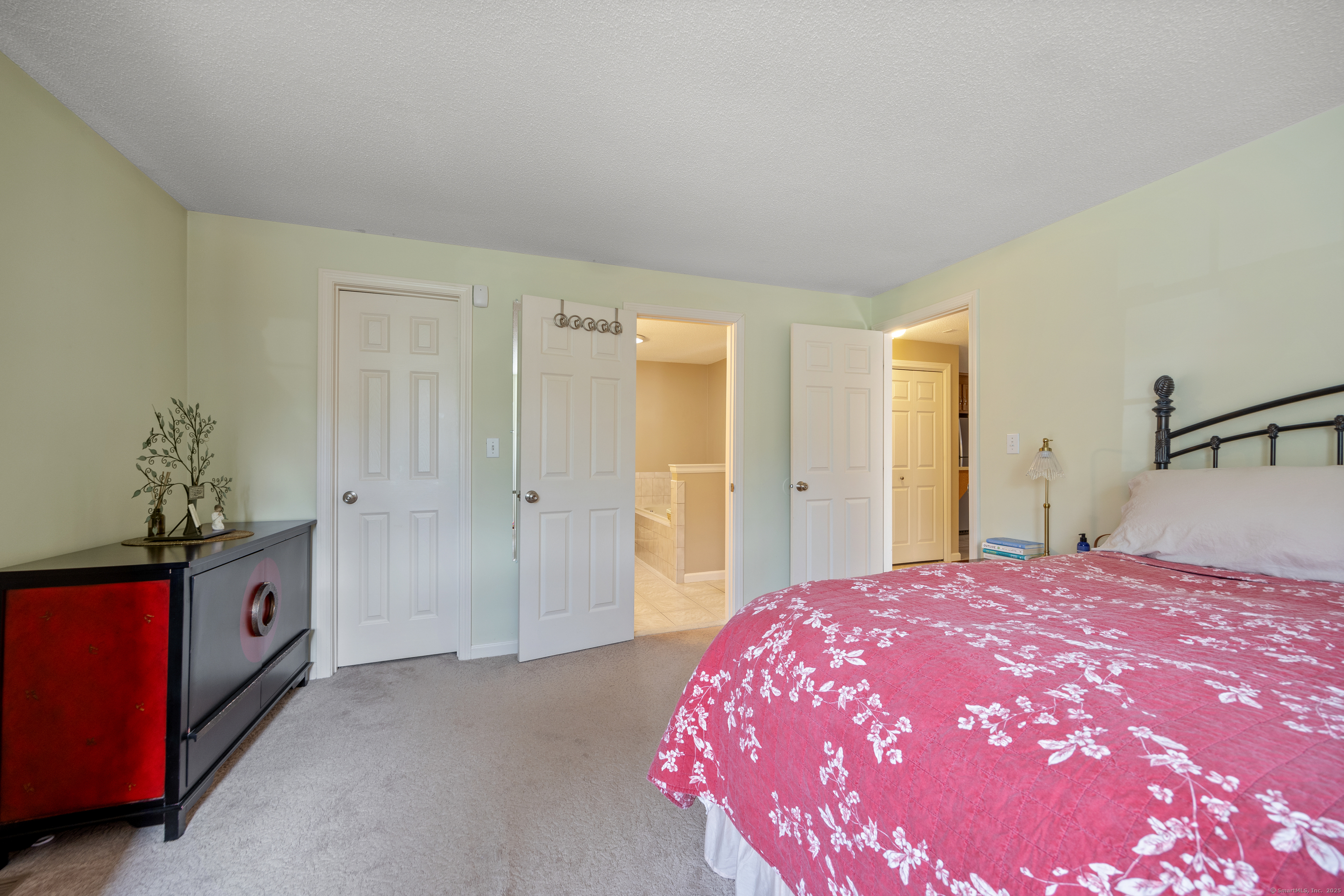 697 S End Road #24, Southington, Connecticut image 16