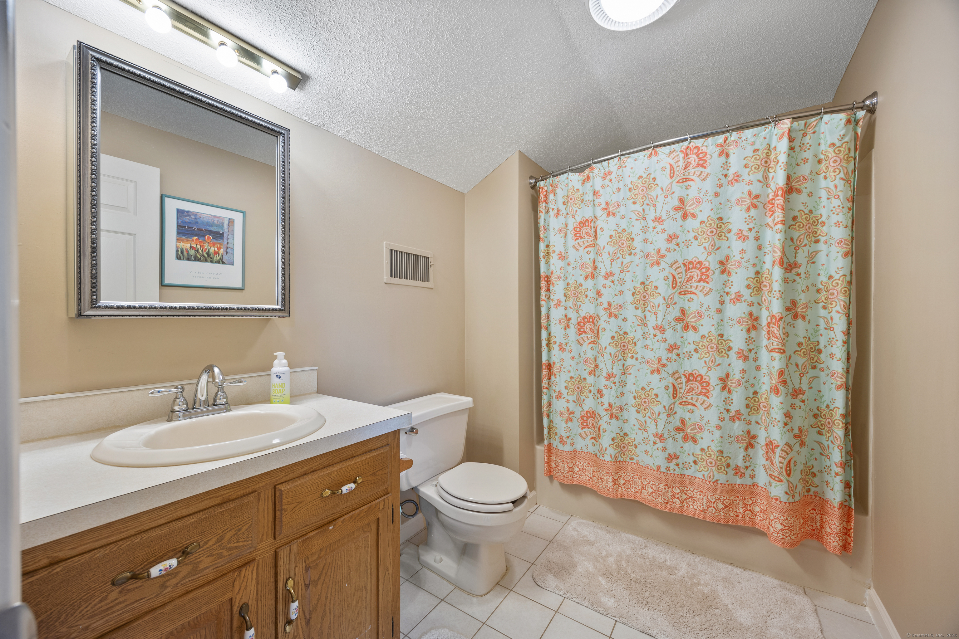 697 S End Road #24, Southington, Connecticut image 29
