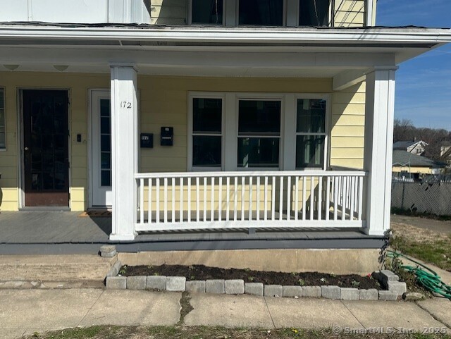Rental Property at Frost Road 1st Floor, Waterbury, Connecticut - Bedrooms: 3 
Bathrooms: 1 
Rooms: 6  - $2,100 MO.