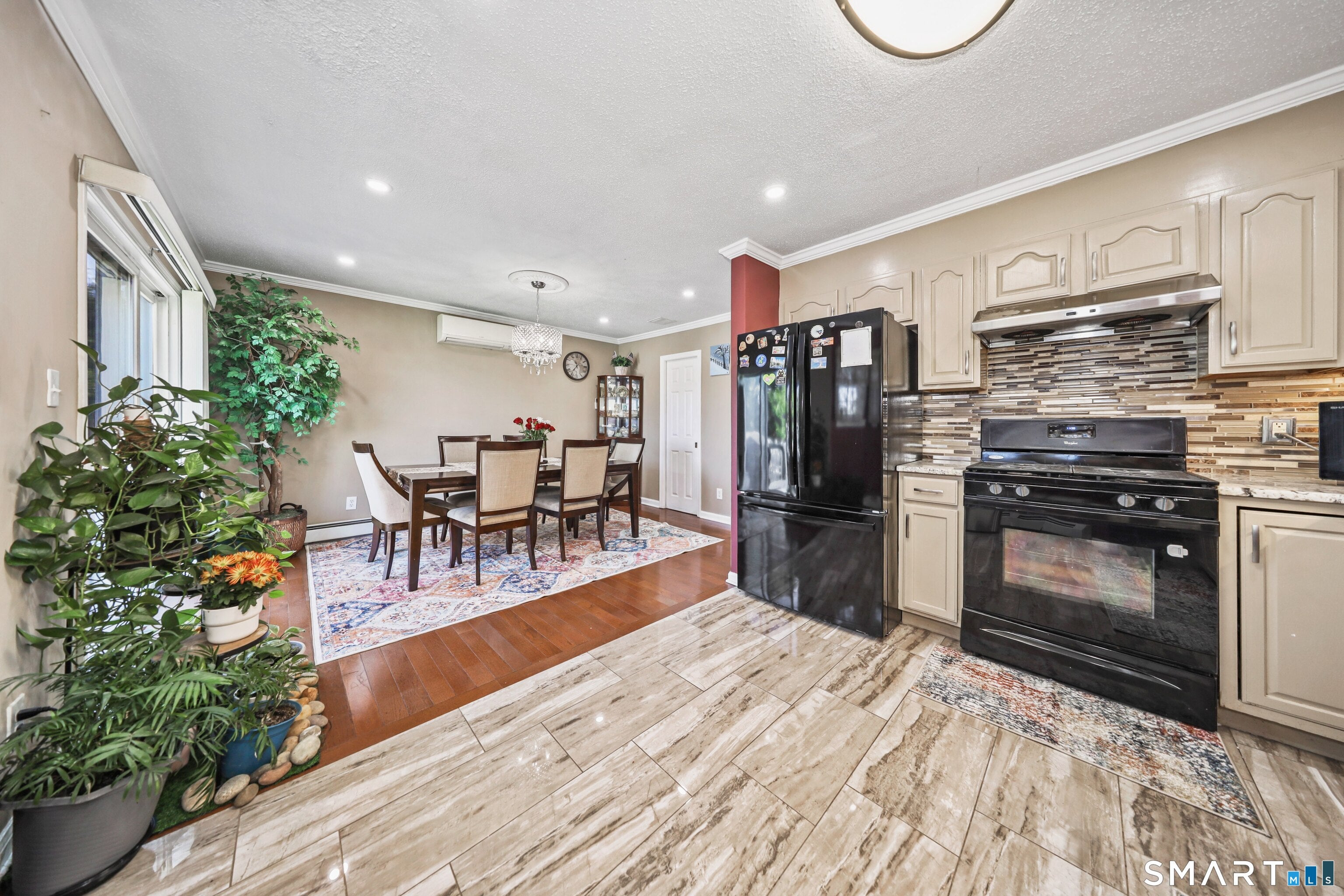 10 Carle Road