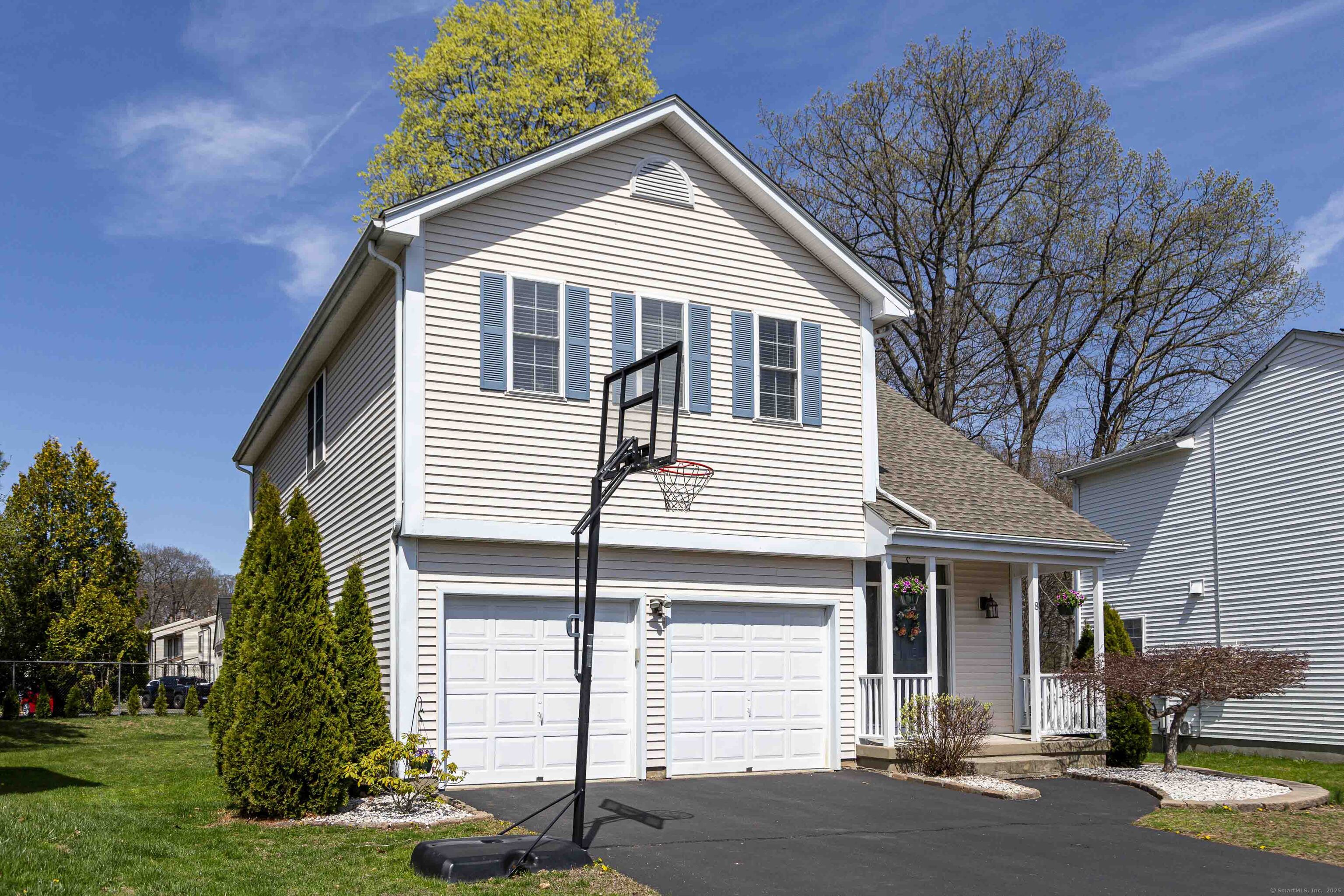 8 Bittersweet Court, Newington, Connecticut image 33
