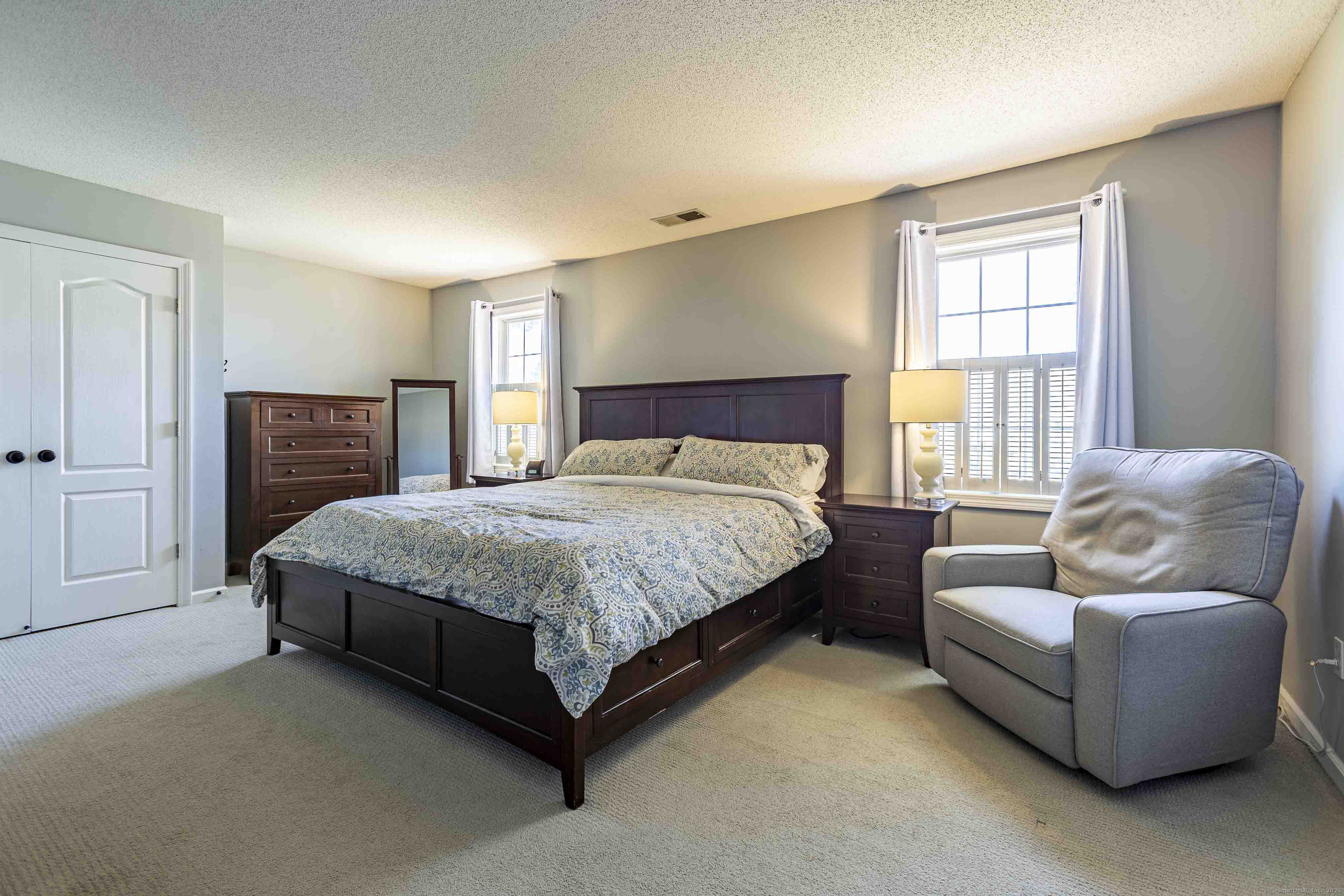 8 Bittersweet Court, Newington, Connecticut image 21