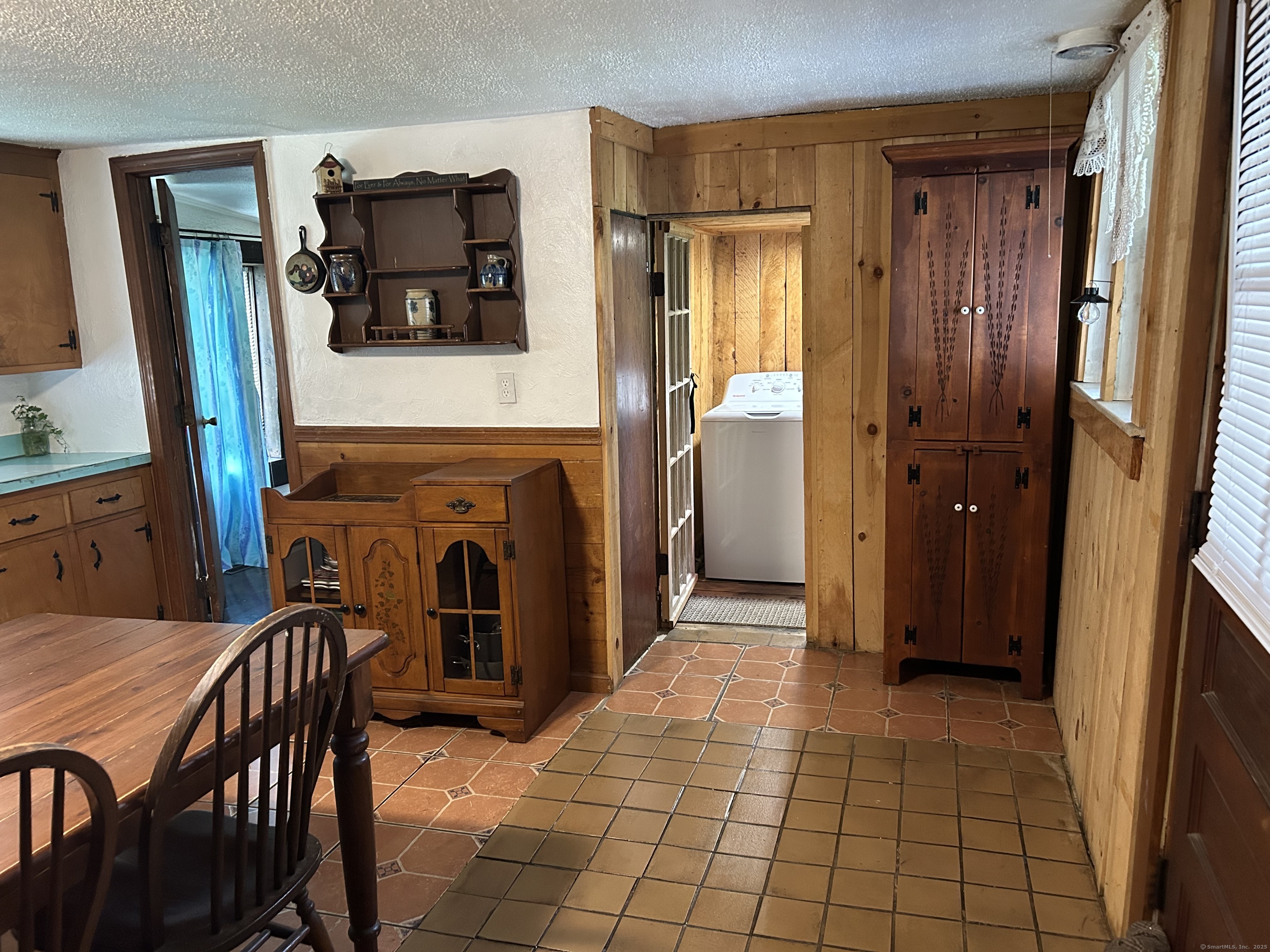 2060 Perkins Street, Bristol, Connecticut image 11