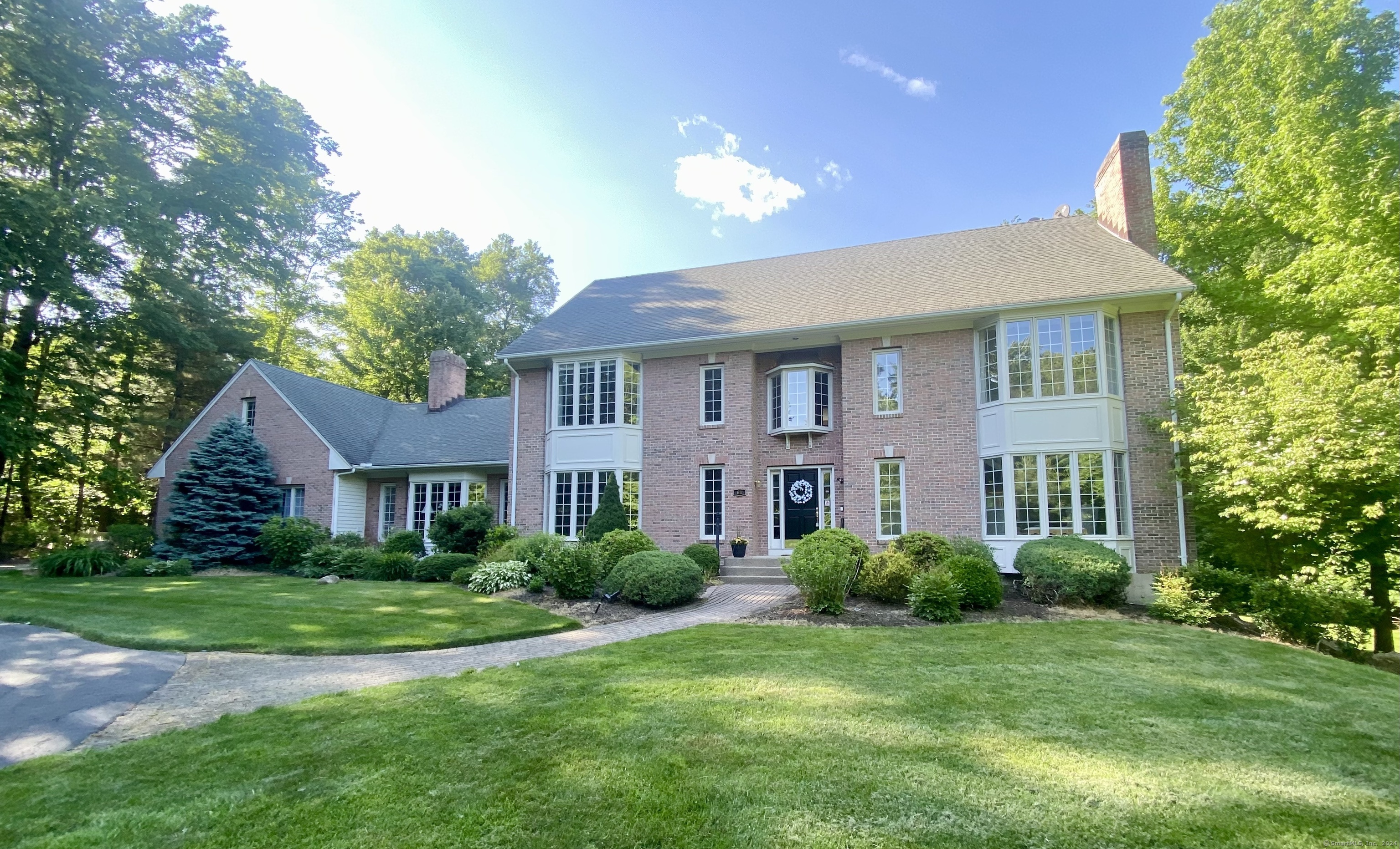 Property for Sale at 68 Henley Way, Avon, Connecticut - Bedrooms: 4 
Bathrooms: 5.5 
Rooms: 9  - $874,900