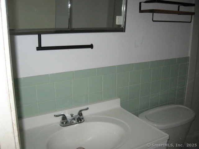 362 Colonial Avenue #8A, Waterbury, Connecticut image 10