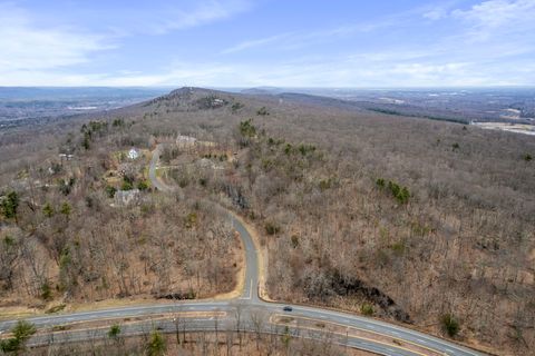 Tiny photo for 15 Parsons Way, Avon, CT 06001 (MLS # 24143251)