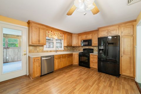 Tiny photo for 2 Lee Circle, Bloomfield, CT 06002 (MLS # 24112828)