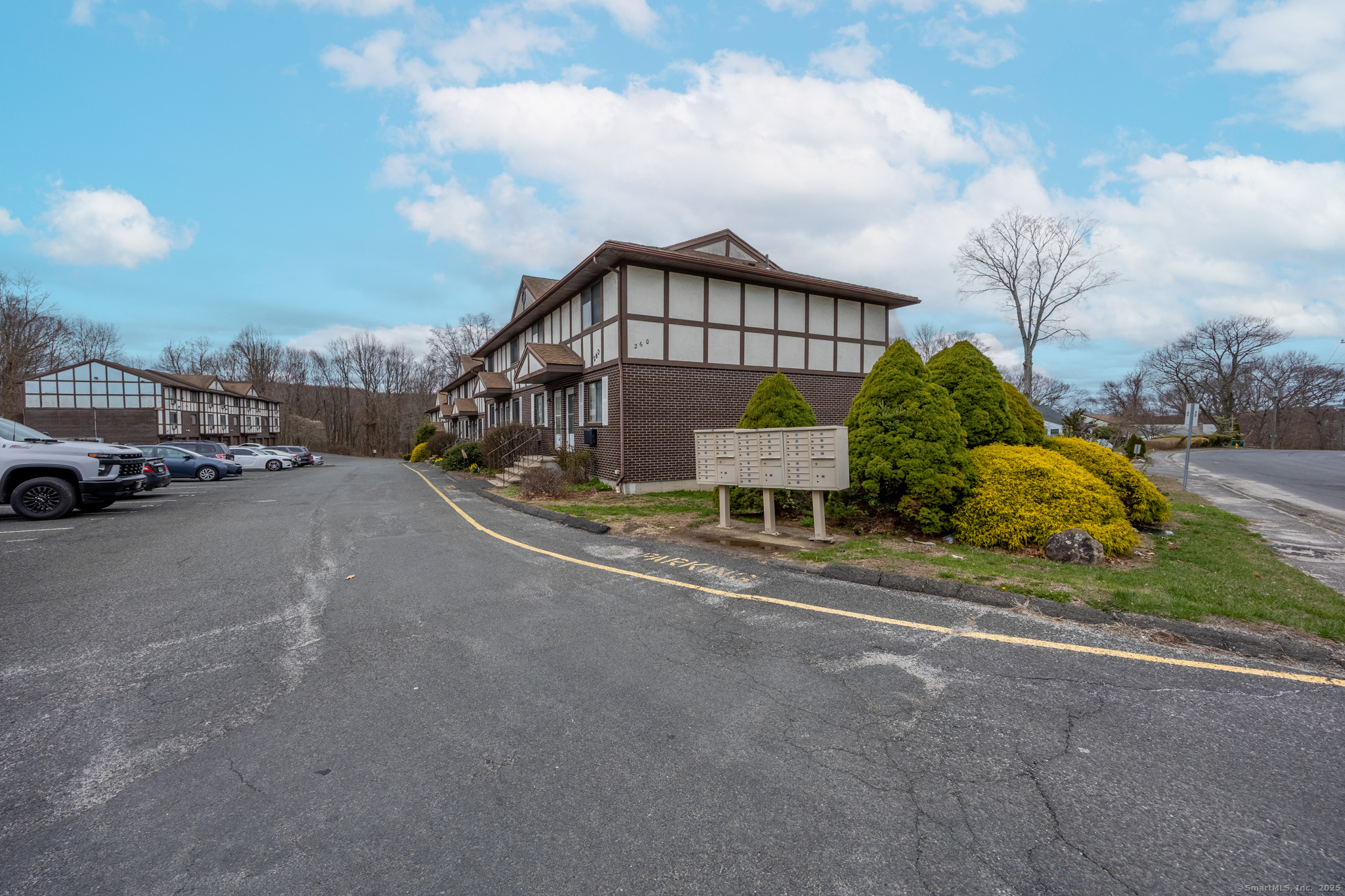 260 Scott Road #APT 10, Waterbury, Connecticut image 25