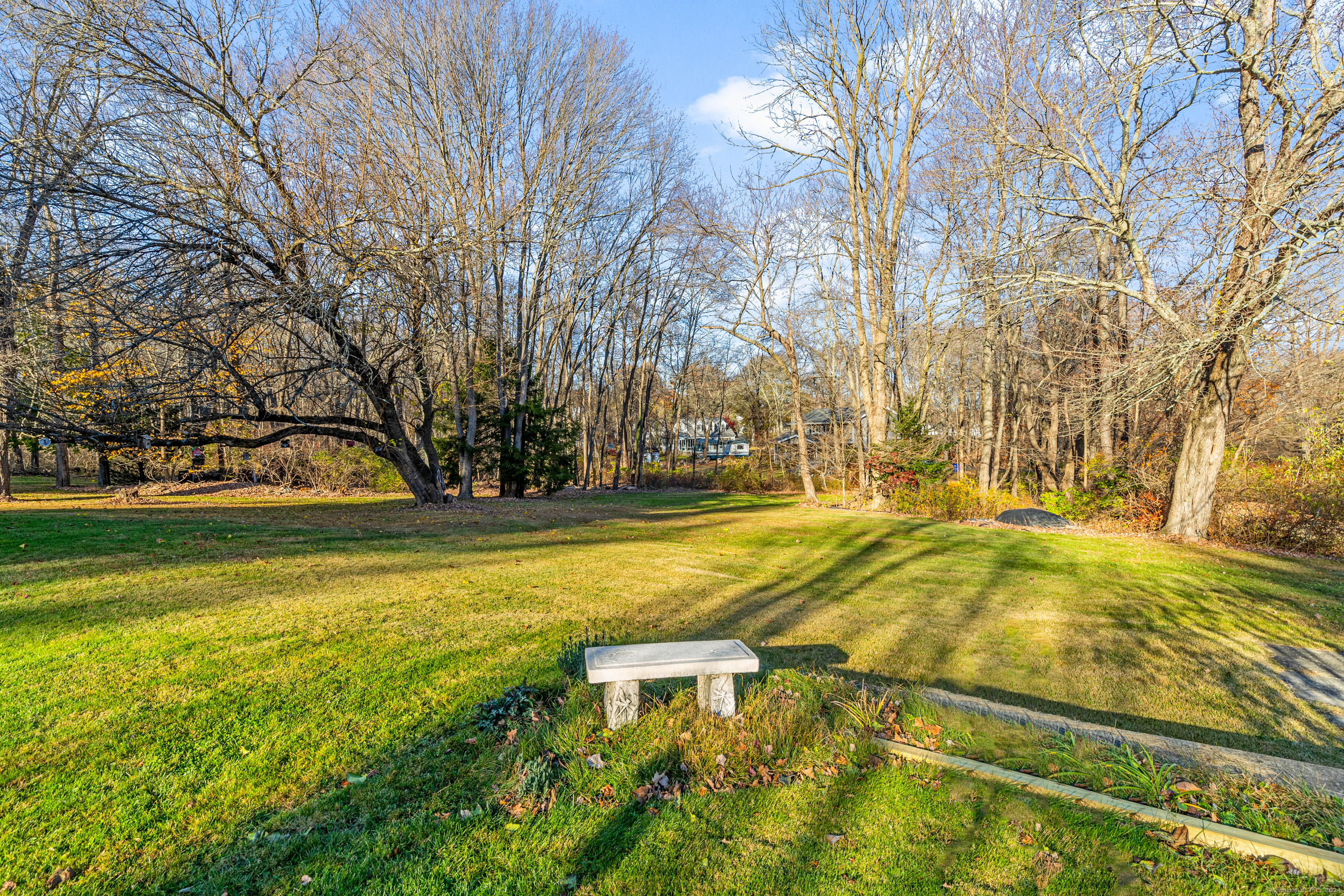558 Davis Street, Watertown, Connecticut image 37